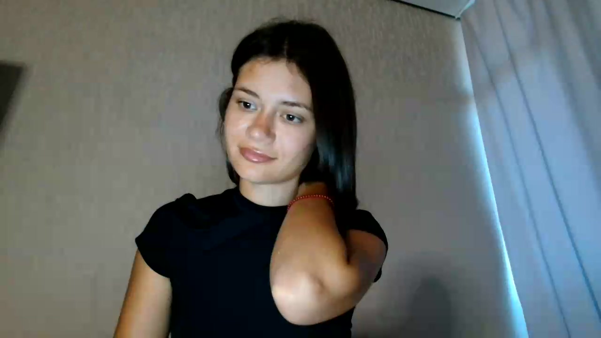 Gallery image thumbnail from FitXoxo's myfreecams stream on, 08/18/2026, 16:52 image 13 of 20