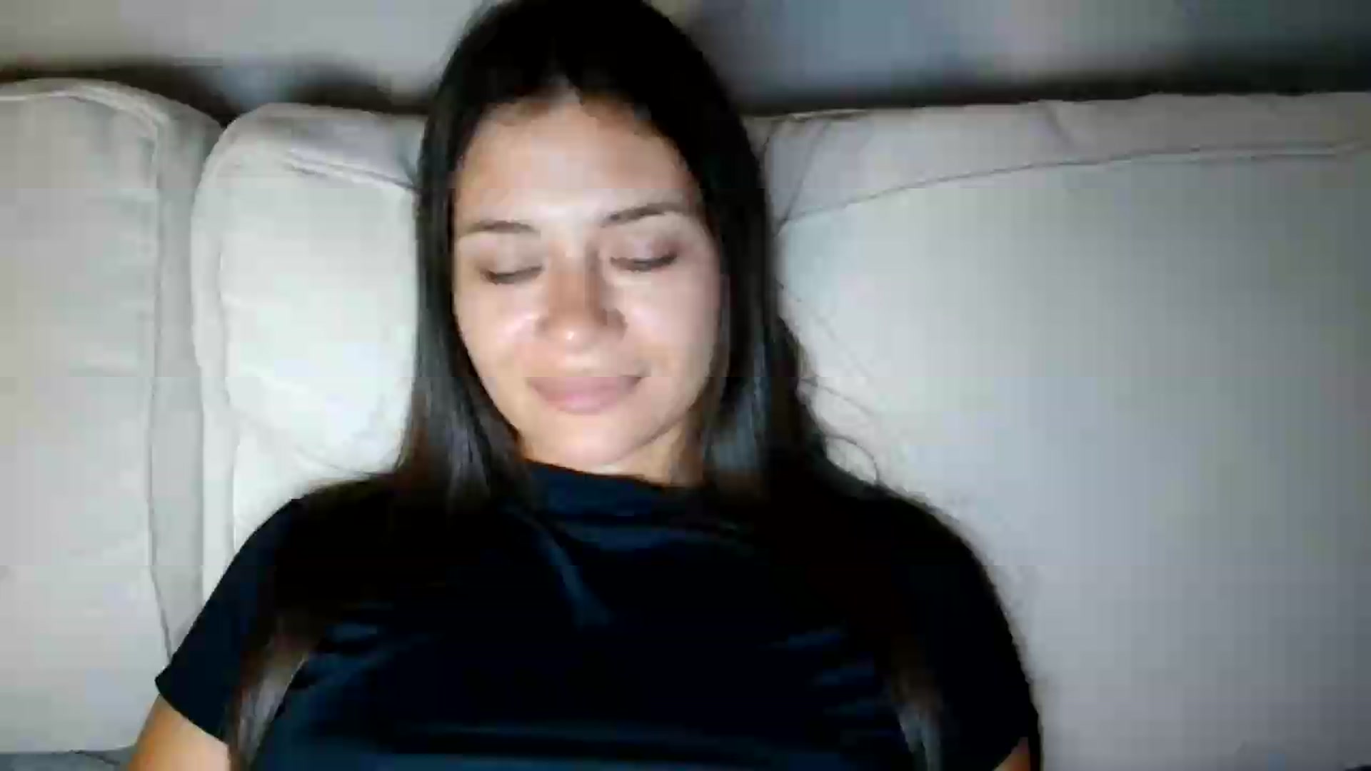 Gallery image thumbnail from FitXoxo's myfreecams stream on, 08/18/2026, 16:52 image 8 of 20