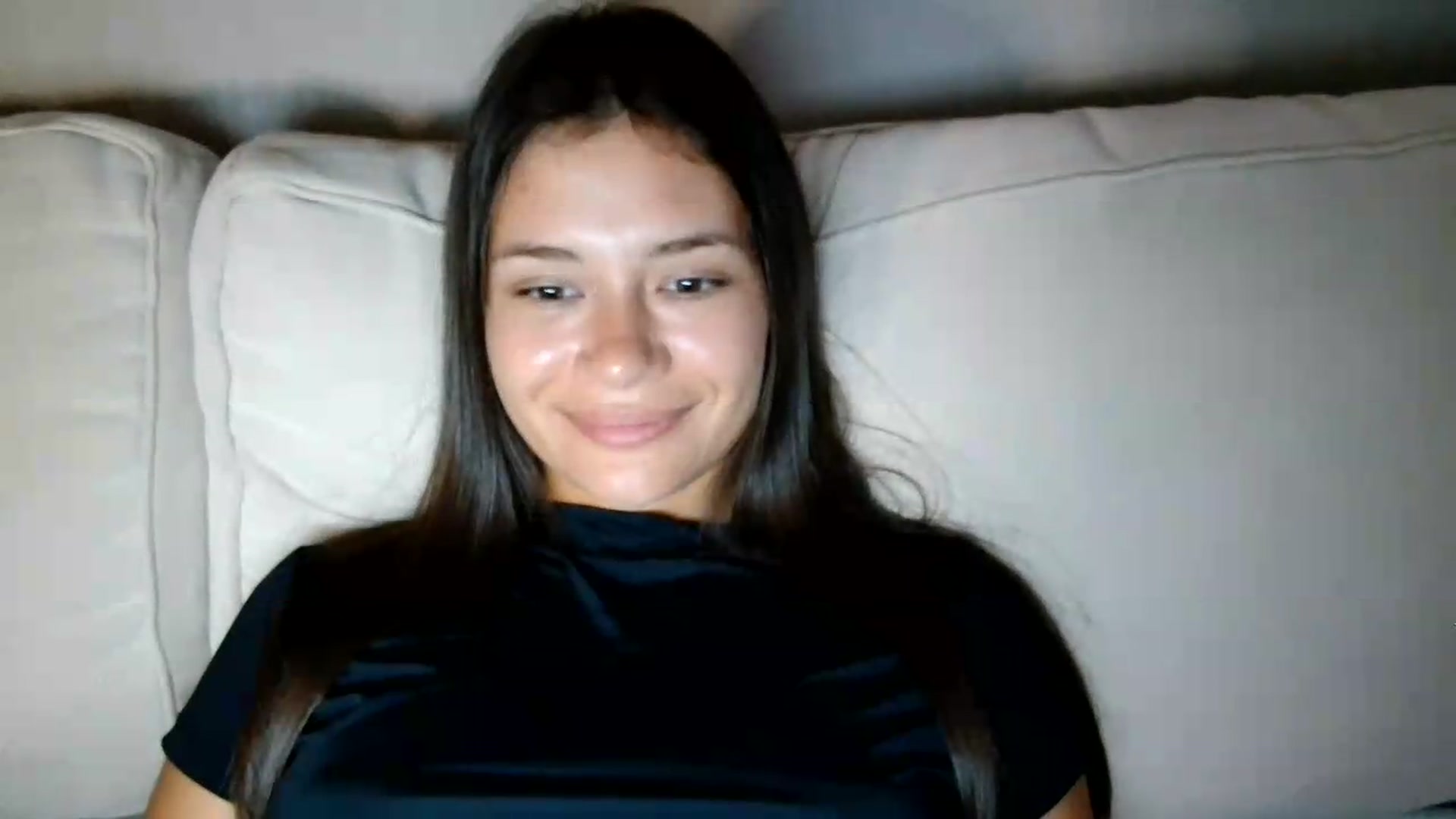Gallery image thumbnail from FitXoxo's myfreecams stream on, 08/18/2026, 16:52 image 10 of 20