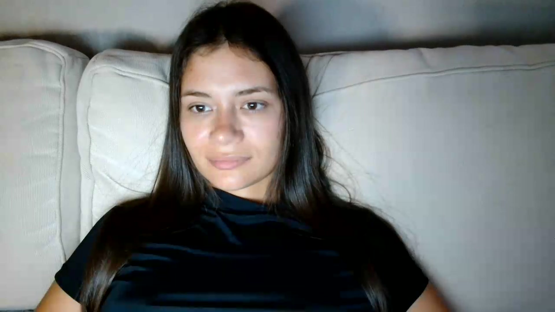Gallery image thumbnail from FitXoxo's myfreecams stream on, 08/18/2026, 16:52 image 5 of 20