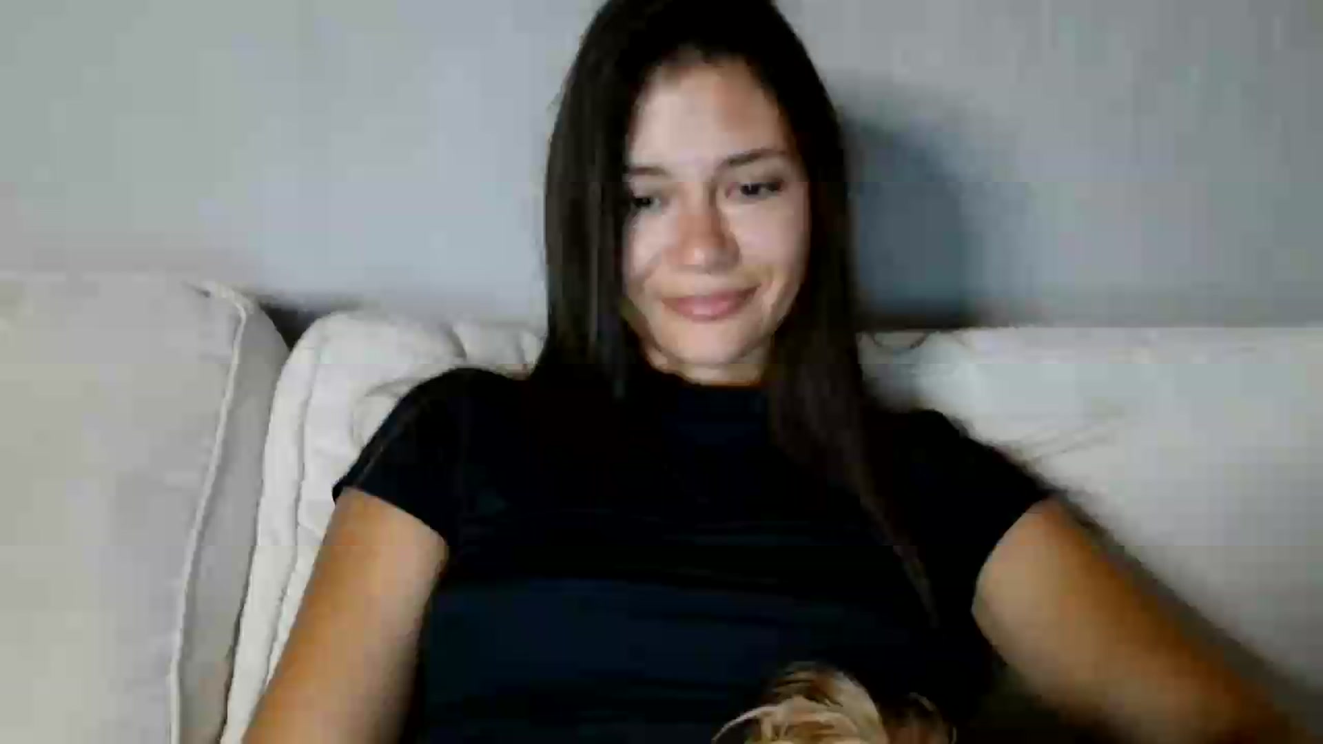 Gallery image thumbnail from FitXoxo's myfreecams stream on, 08/18/2026, 18:10 image 17 of 20