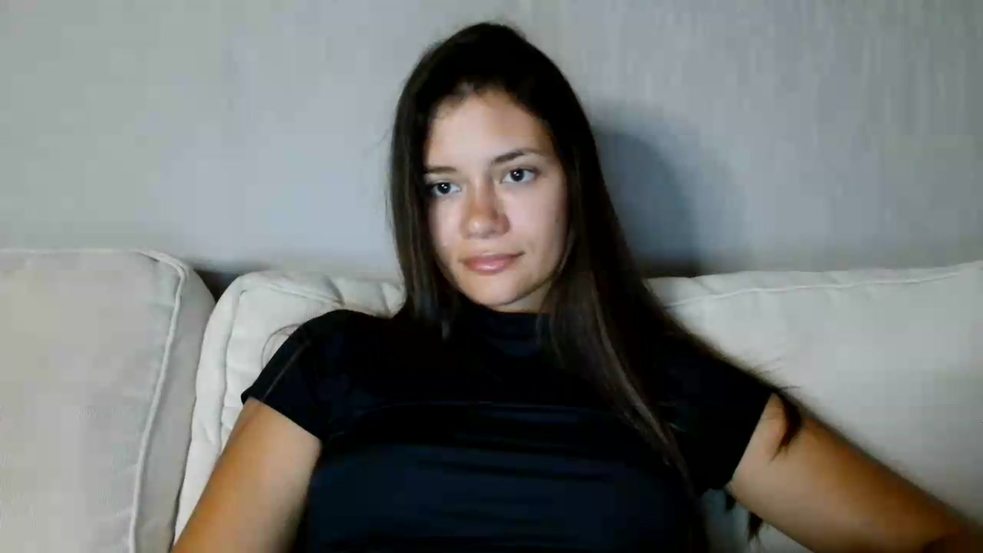 Gallery image thumbnail from FitXoxo's myfreecams stream on, 08/18/2026, 18:10 image 18 of 20