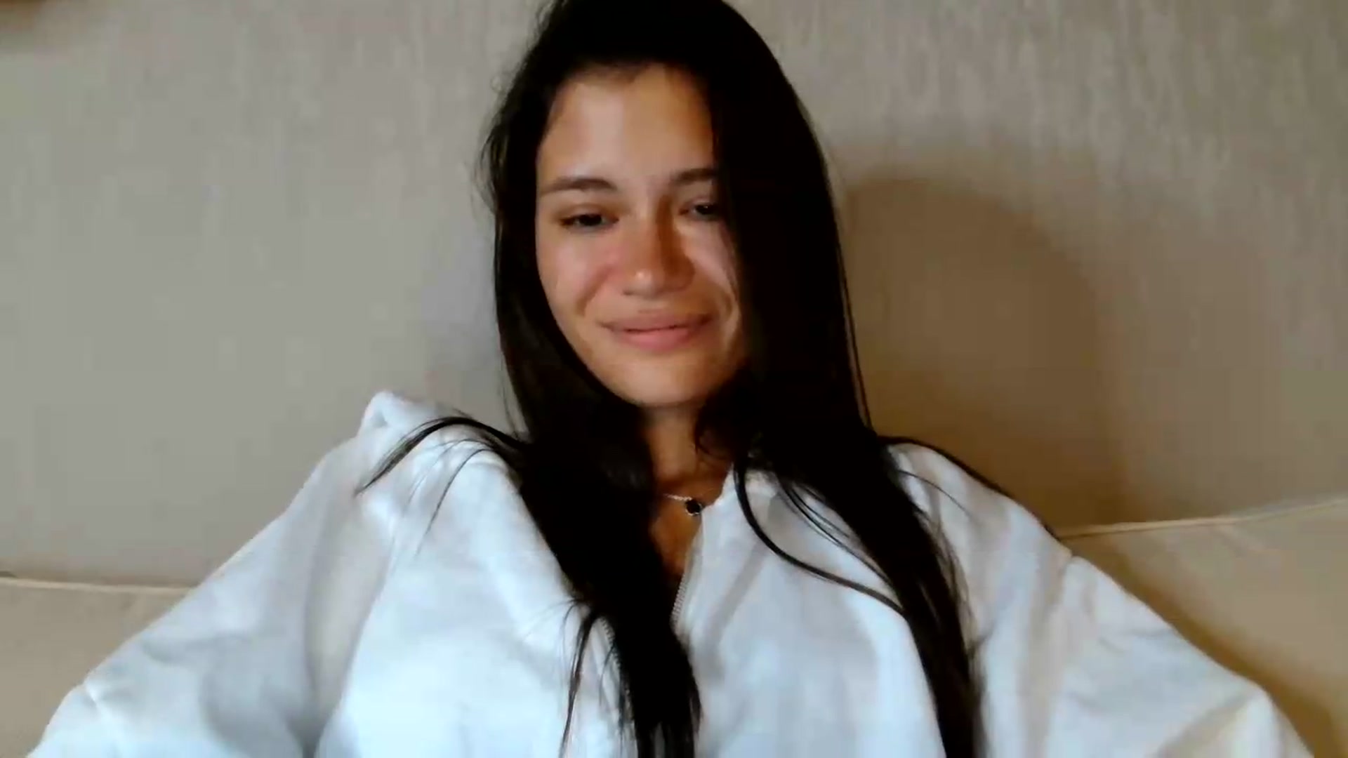 Gallery image thumbnail from FitXoxo's myfreecams stream on, 08/27/2026, 19:53 image 18 of 20