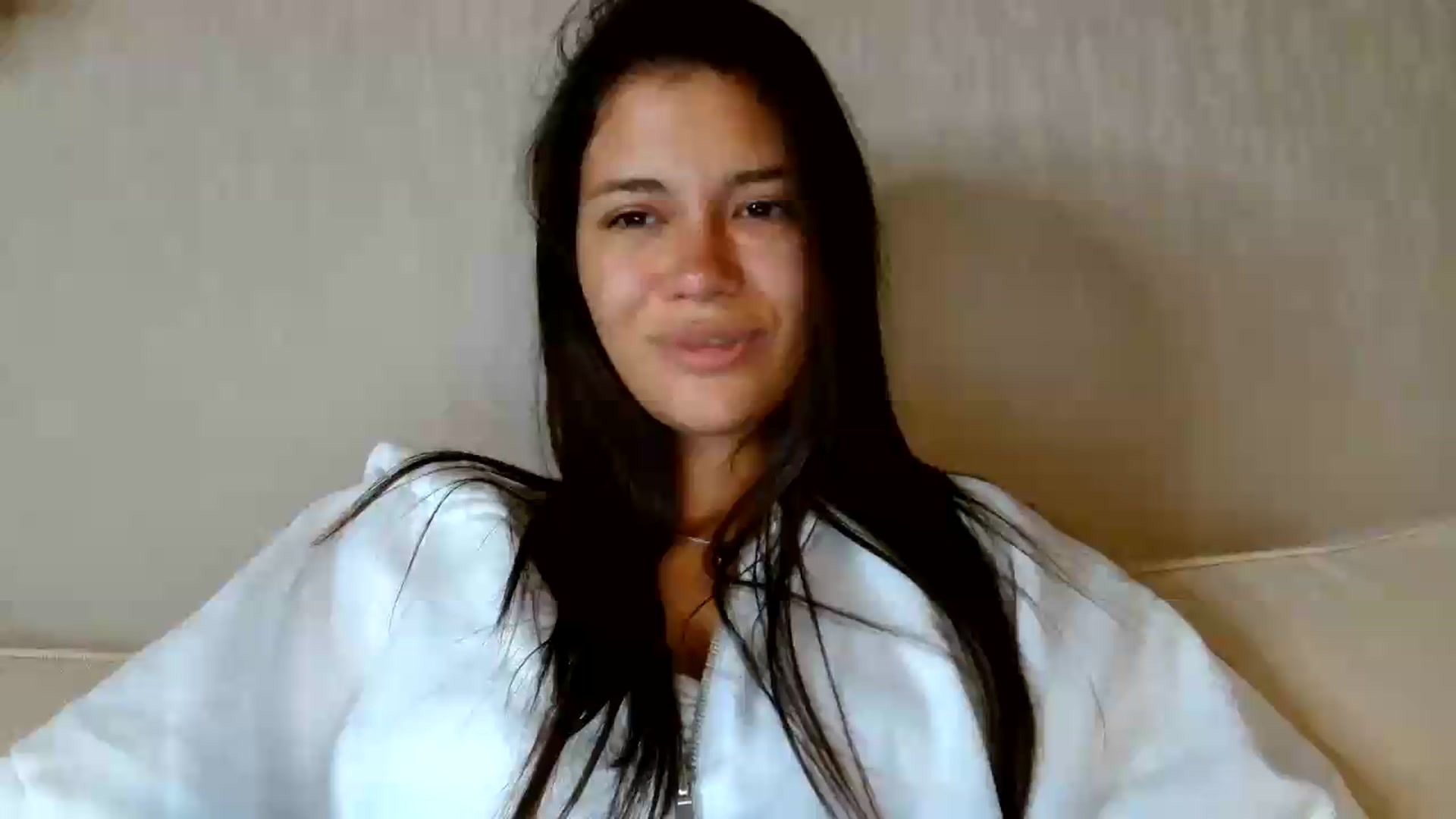 Gallery image thumbnail from FitXoxo's myfreecams stream on, 08/27/2026, 19:53 image 11 of 20