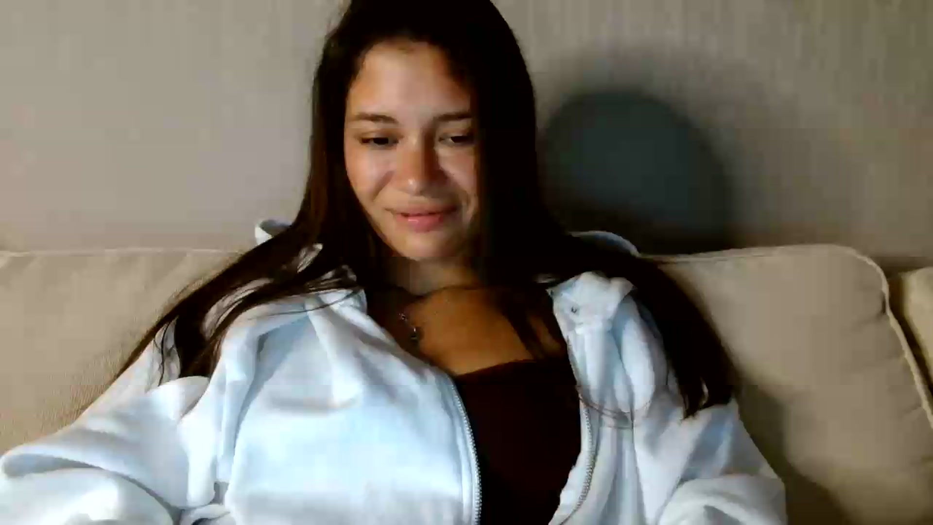 Gallery image thumbnail from FitXoxo's myfreecams stream on, 08/28/2026, 17:34 image 1 of 20