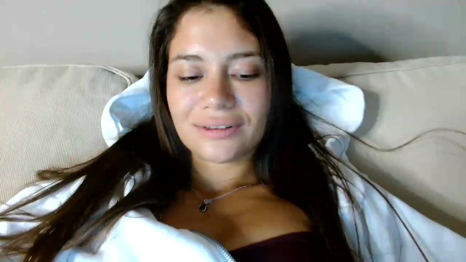Gallery image thumbnail from FitXoxo's myfreecams stream on, 08/28/2026, 17:34 image 18 of 20