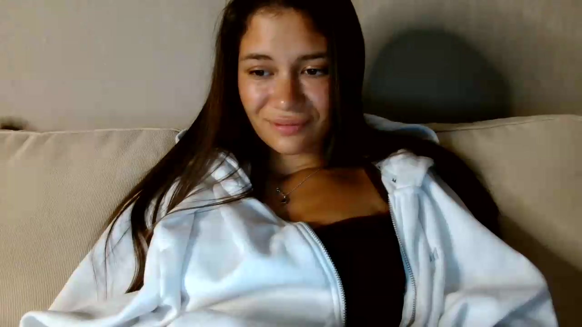 Gallery image thumbnail from FitXoxo's myfreecams stream on, 08/28/2026, 17:34 image 14 of 20