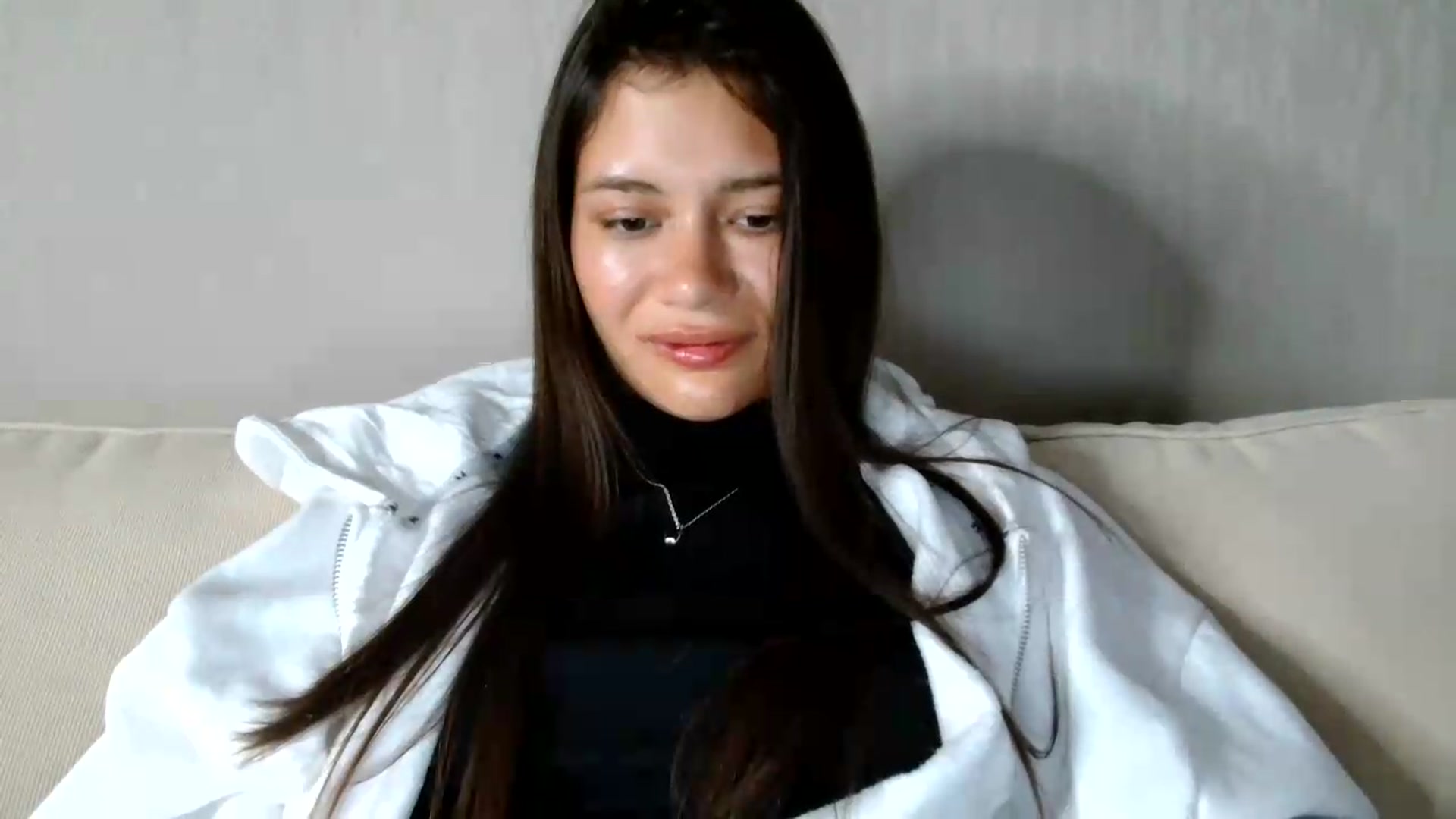 Gallery image thumbnail from FitXoxo's myfreecams stream on, 08/29/2026, 18:15 image 7 of 20