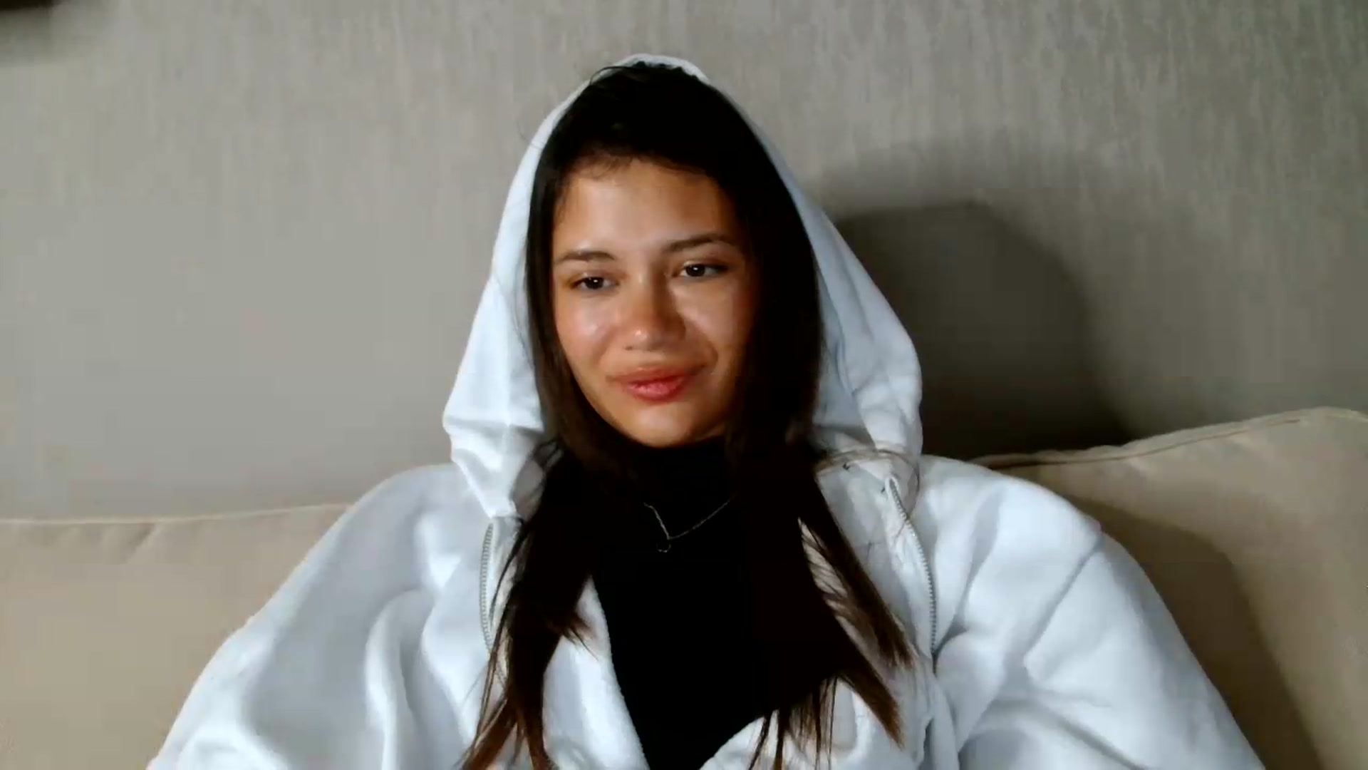 Gallery image thumbnail from FitXoxo's myfreecams stream on, 08/29/2026, 18:15 image 18 of 20