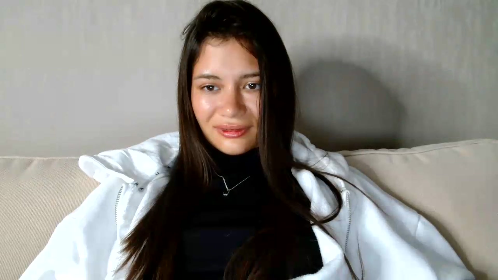 Gallery image thumbnail from FitXoxo's myfreecams stream on, 08/29/2026, 18:15 image 8 of 20
