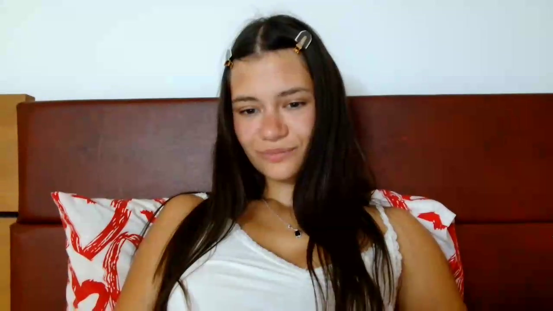 Gallery image thumbnail from FitXoxo's myfreecams stream on, 09/08/2026, 19:06 image 6 of 20
