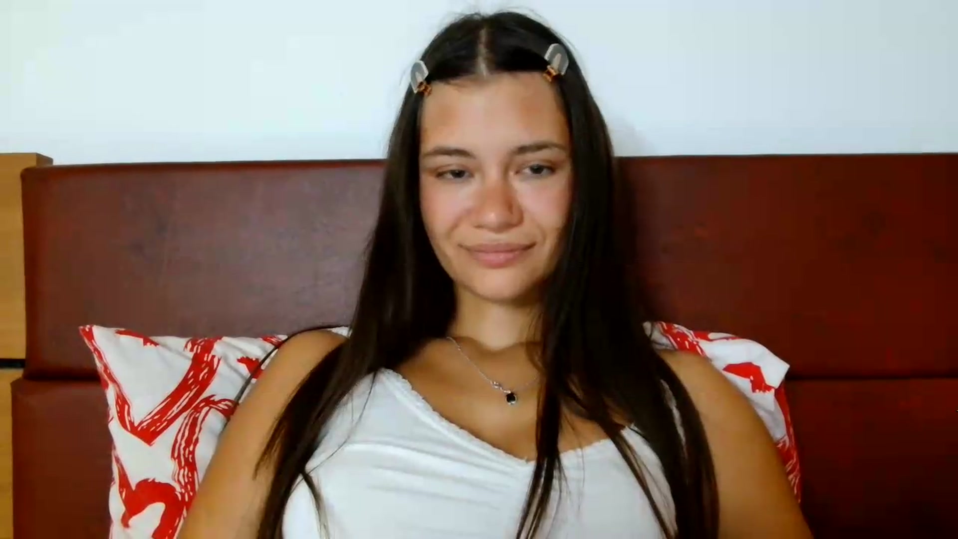 Gallery image thumbnail from FitXoxo's myfreecams stream on, 09/08/2026, 19:06 image 5 of 20