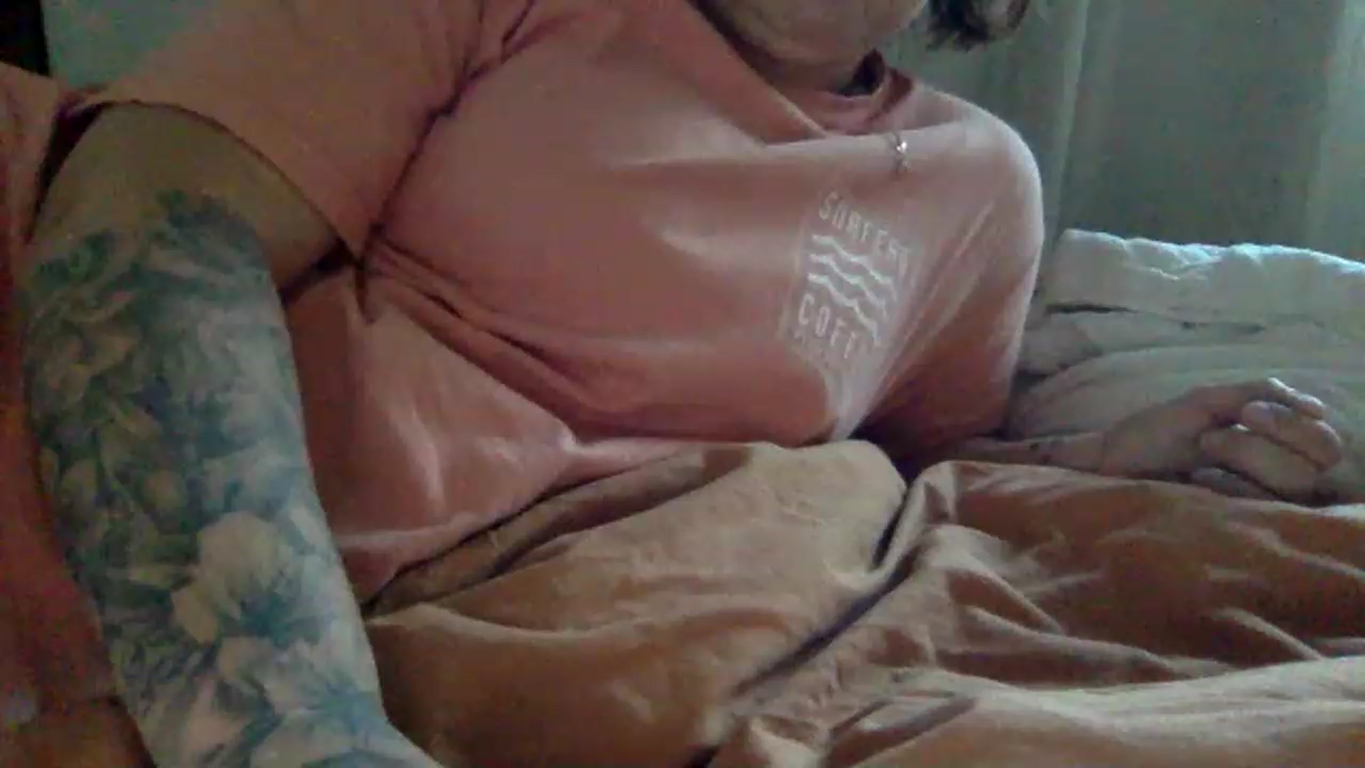 Gallery image thumbnail from Fitchick24's myfreecams stream on, 11/19/2022, 24:33 image 3 of 20