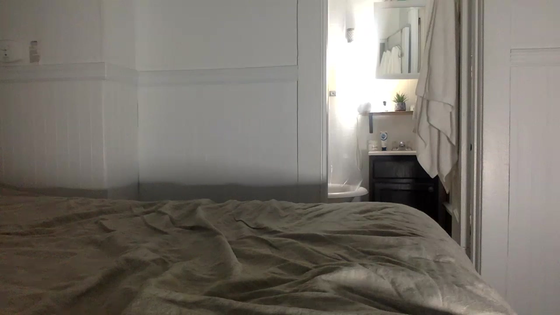 Gallery image thumbnail from Fitnessbaby69's myfreecams stream on, 11/18/2022, 12:54 image 18 of 20