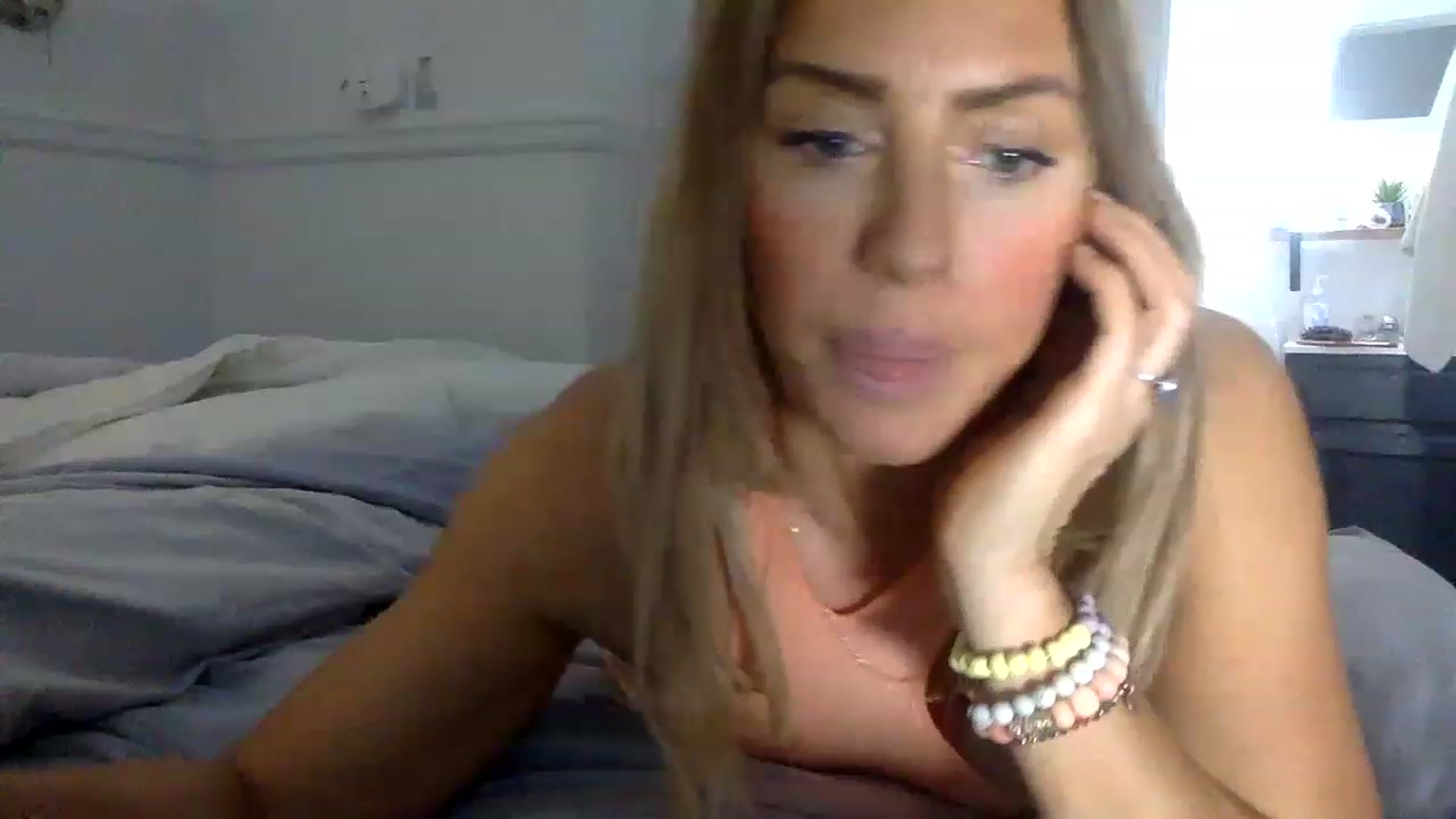 Gallery image thumbnail from Fitnessbaby69's myfreecams stream on, 11/22/2022, 13:38 image 18 of 20