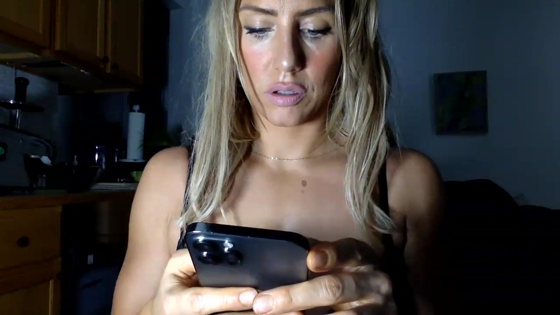 Gallery image thumbnail from Fitnessbaby69's myfreecams stream on, 11/26/2022, 12:54 image 4 of 20