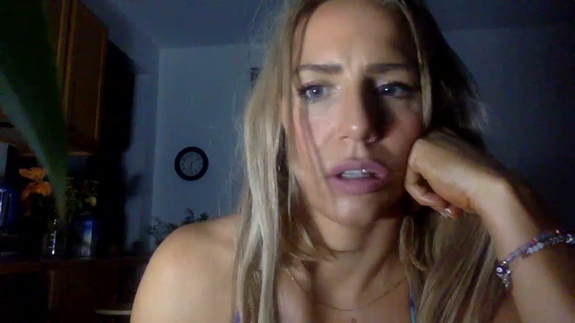 Gallery image thumbnail from Fitnessbaby69's myfreecams stream on, 12/07/2022, 11:13 image 16 of 20