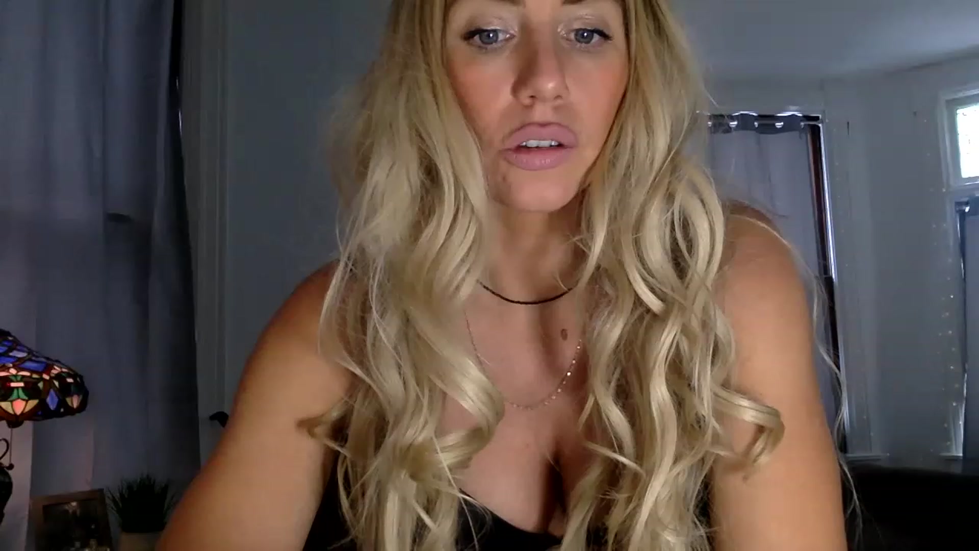 Gallery image thumbnail from Fitnessbaby69's myfreecams stream on, 12/21/2022, 20:07 image 15 of 20