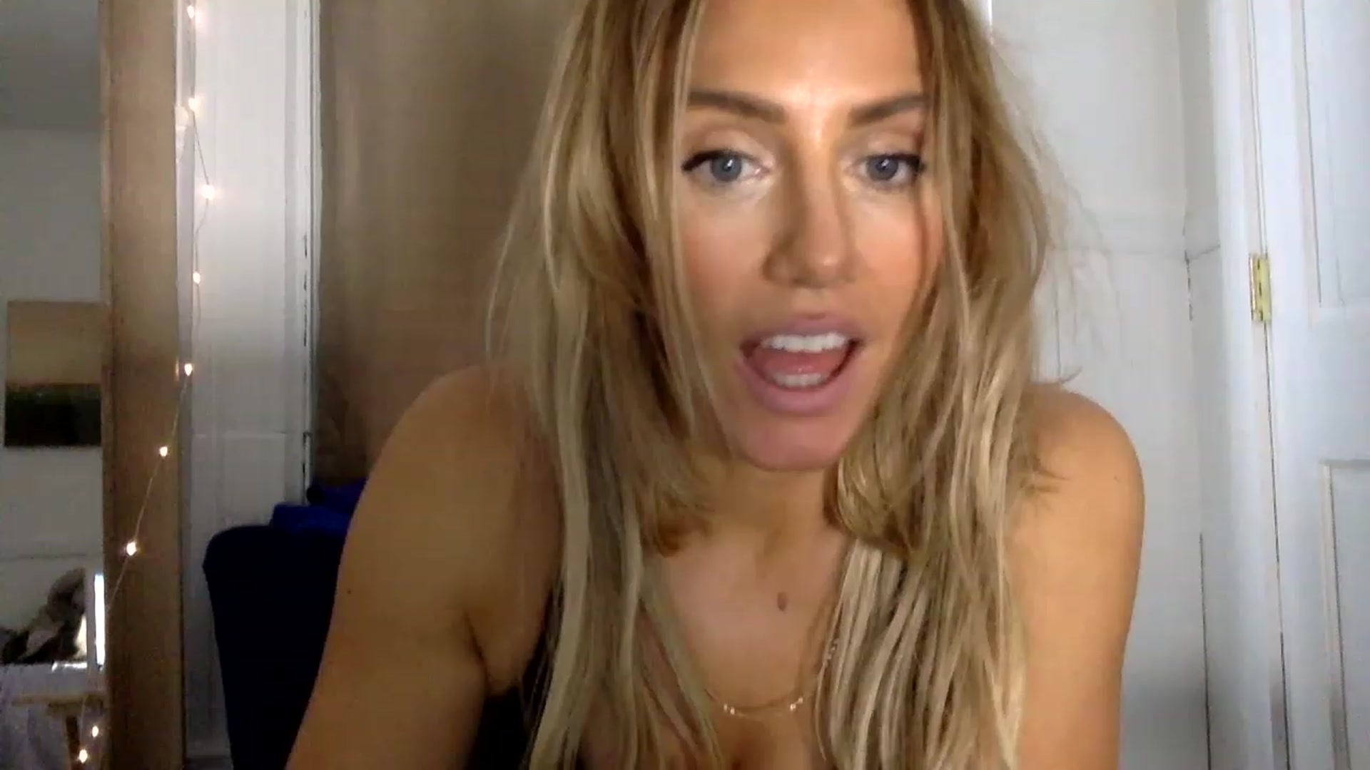 Gallery image thumbnail from Fitnessbaby69's myfreecams stream on, 01/10/2023, 17:56 image 18 of 20