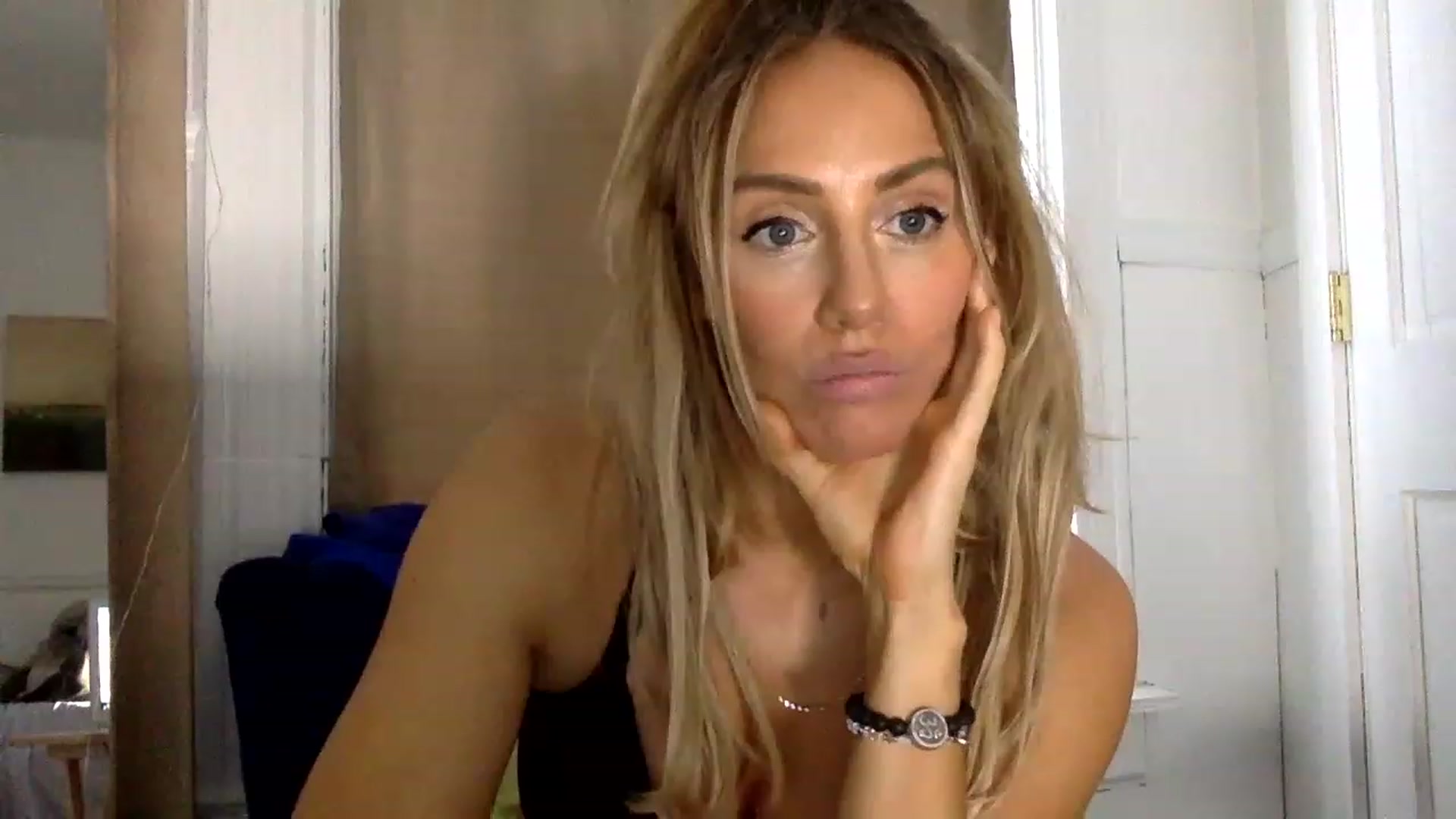 Gallery image thumbnail from Fitnessbaby69's myfreecams stream on, 01/10/2023, 17:56 image 2 of 20