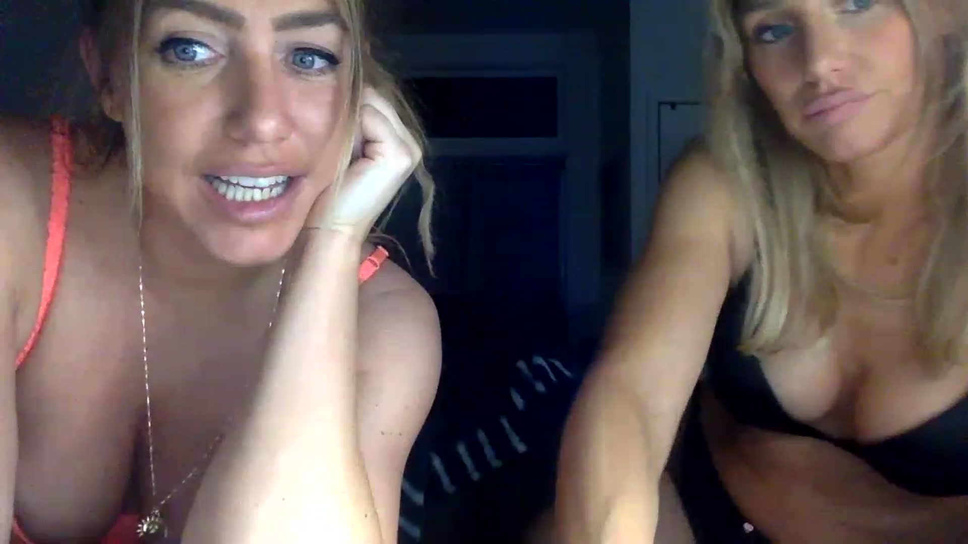 Gallery image thumbnail from Fitnessbaby69's myfreecams stream on, 01/31/2023, 01:12 image 18 of 20