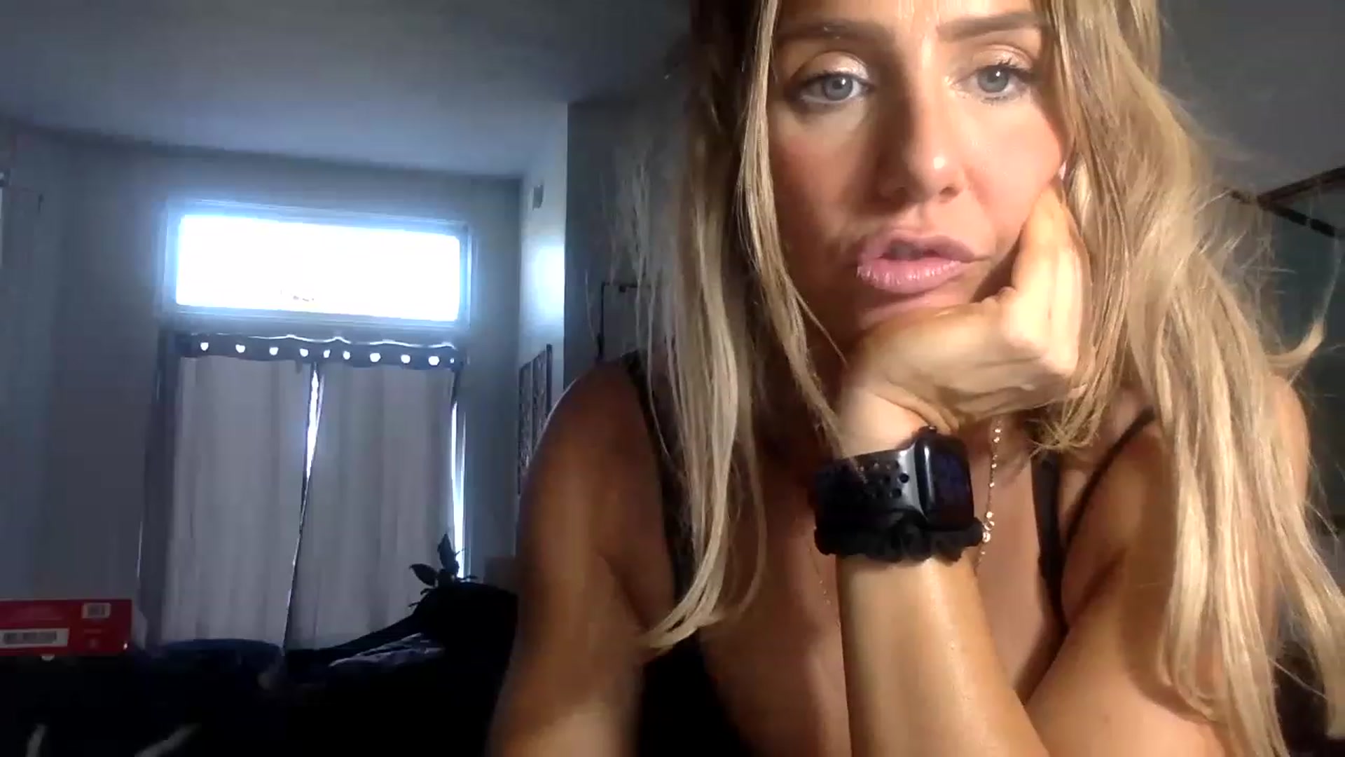 Gallery image thumbnail from Fitnessbaby69's myfreecams stream on, 01/31/2023, 20:59 image 4 of 20