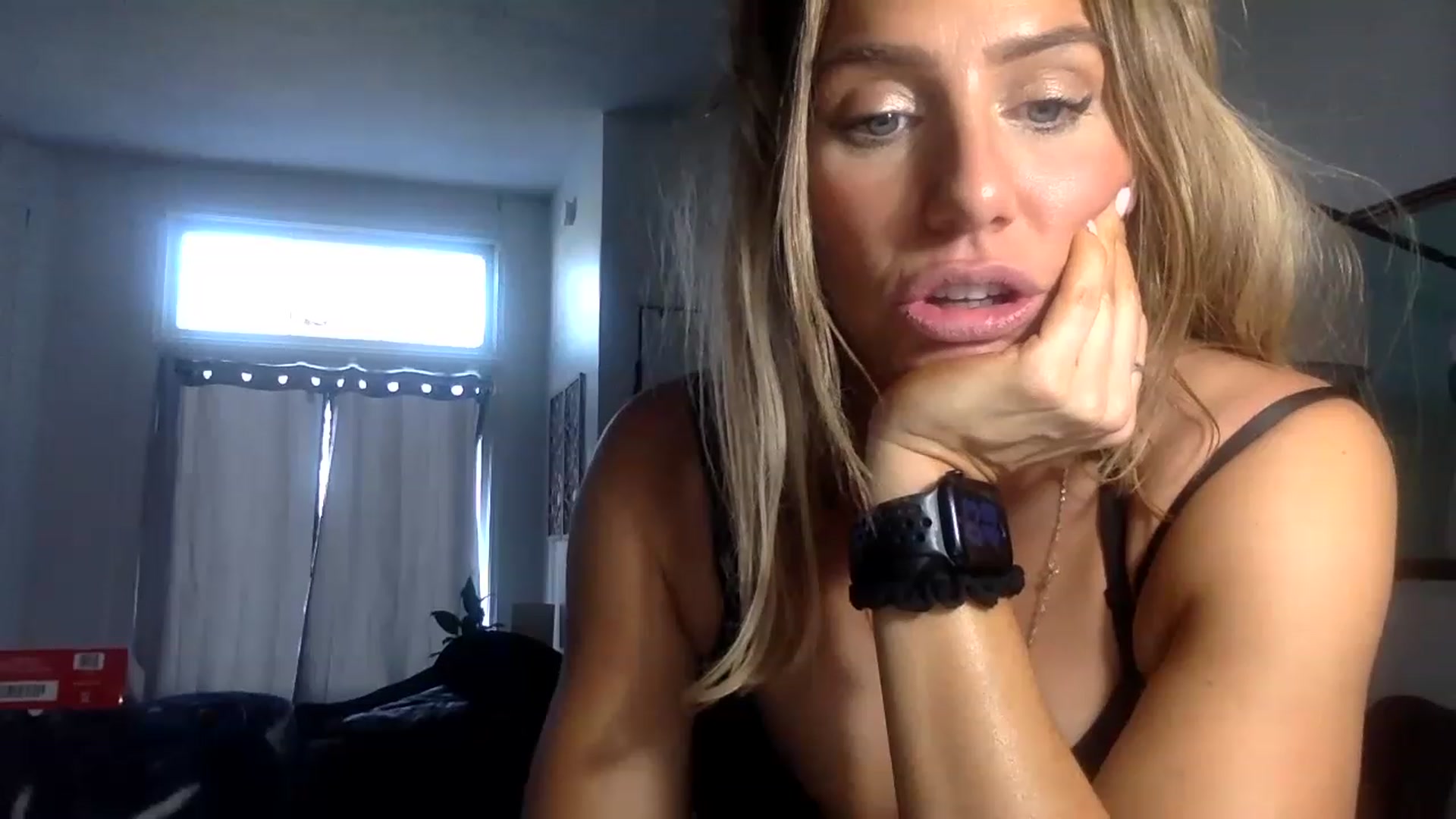 Gallery image thumbnail from Fitnessbaby69's myfreecams stream on, 01/31/2023, 20:59 image 3 of 20