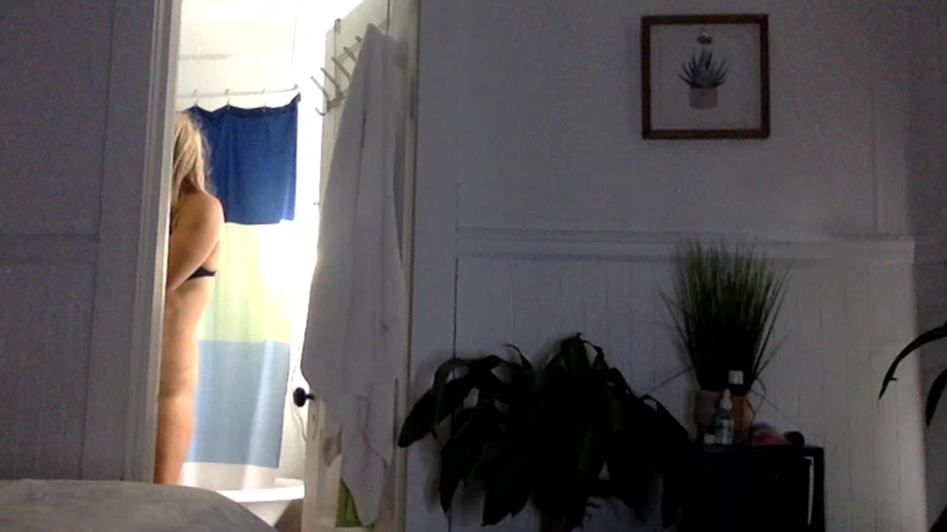 Gallery image thumbnail from Fitnessbaby69's myfreecams stream on, 06/28/2023, 21:45 image 13 of 20