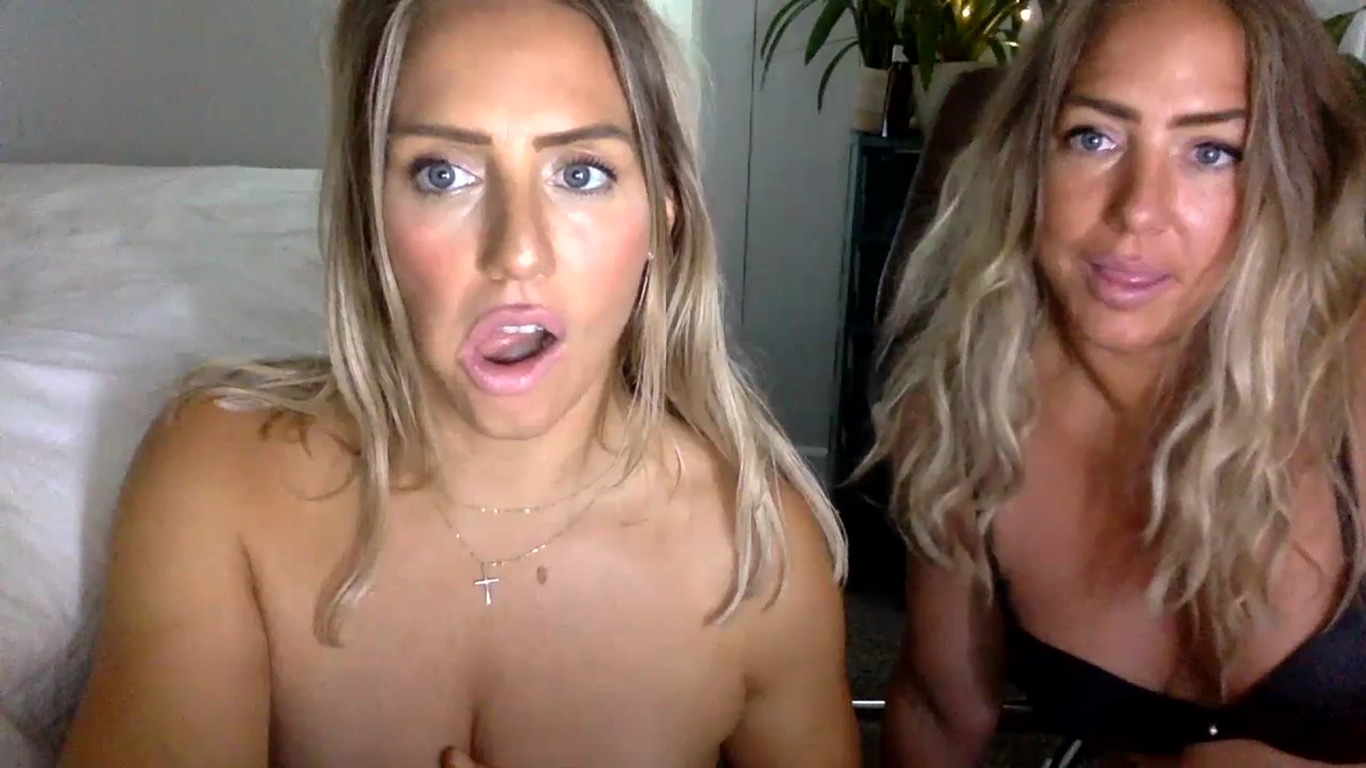 Gallery image thumbnail from Fitnessbaby69's myfreecams stream on, 06/29/2023, 18:24 image 17 of 20