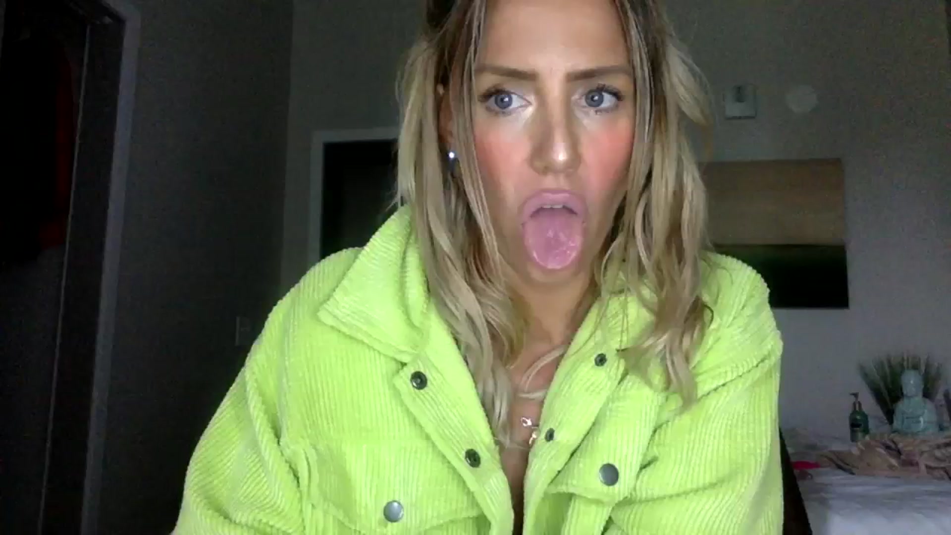 Gallery image thumbnail from Fitnessbaby69's myfreecams stream on, 07/30/2023, 17:18 image 11 of 20