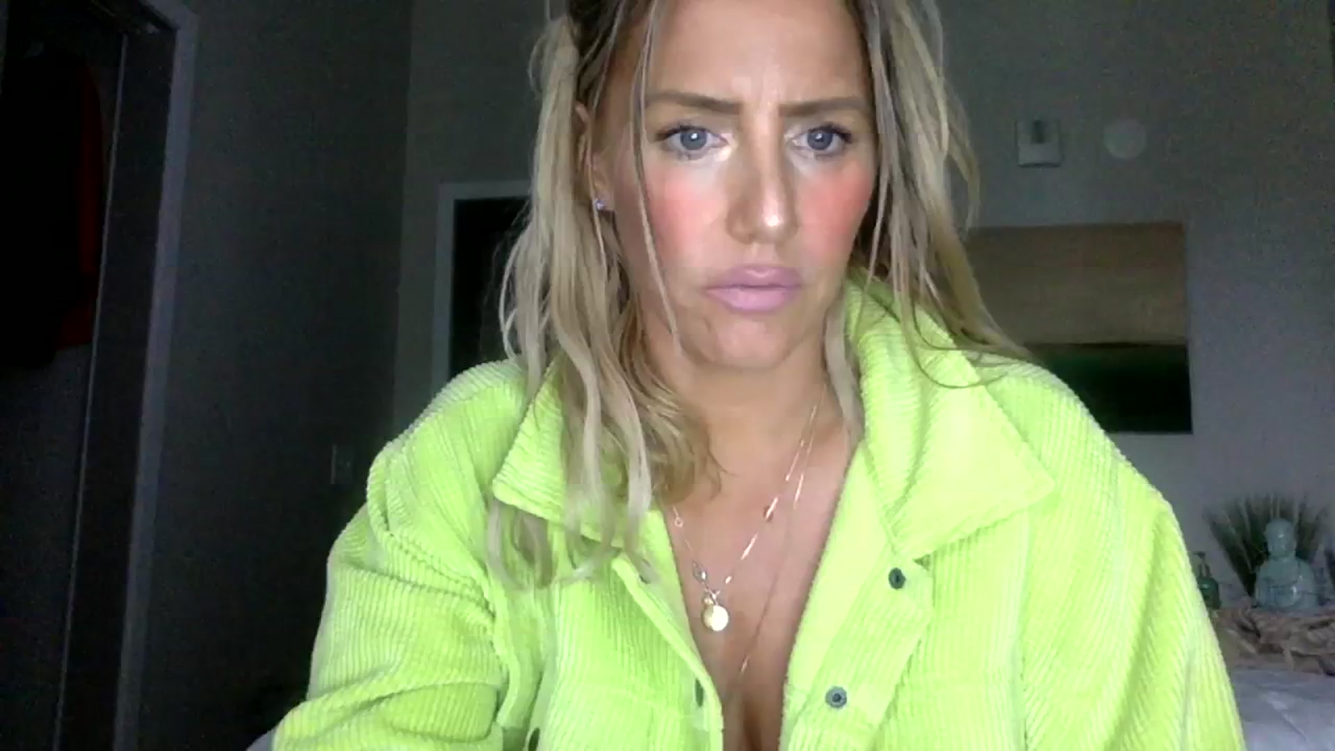 Gallery image thumbnail from Fitnessbaby69's myfreecams stream on, 07/30/2023, 17:18 image 15 of 20