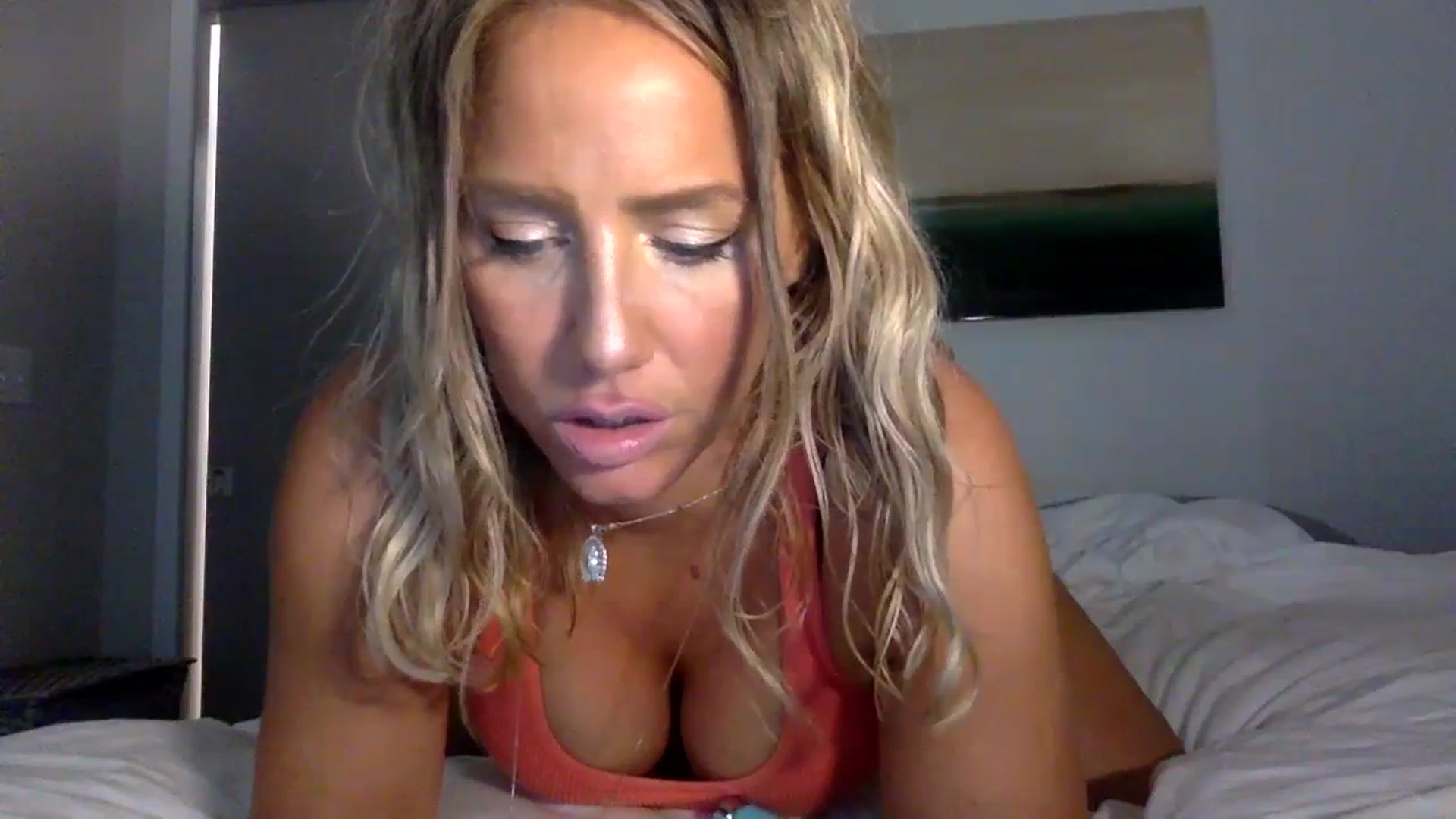 Gallery image thumbnail from Fitnessbaby69's myfreecams stream on, 09/05/2023, 20:05 image 5 of 20