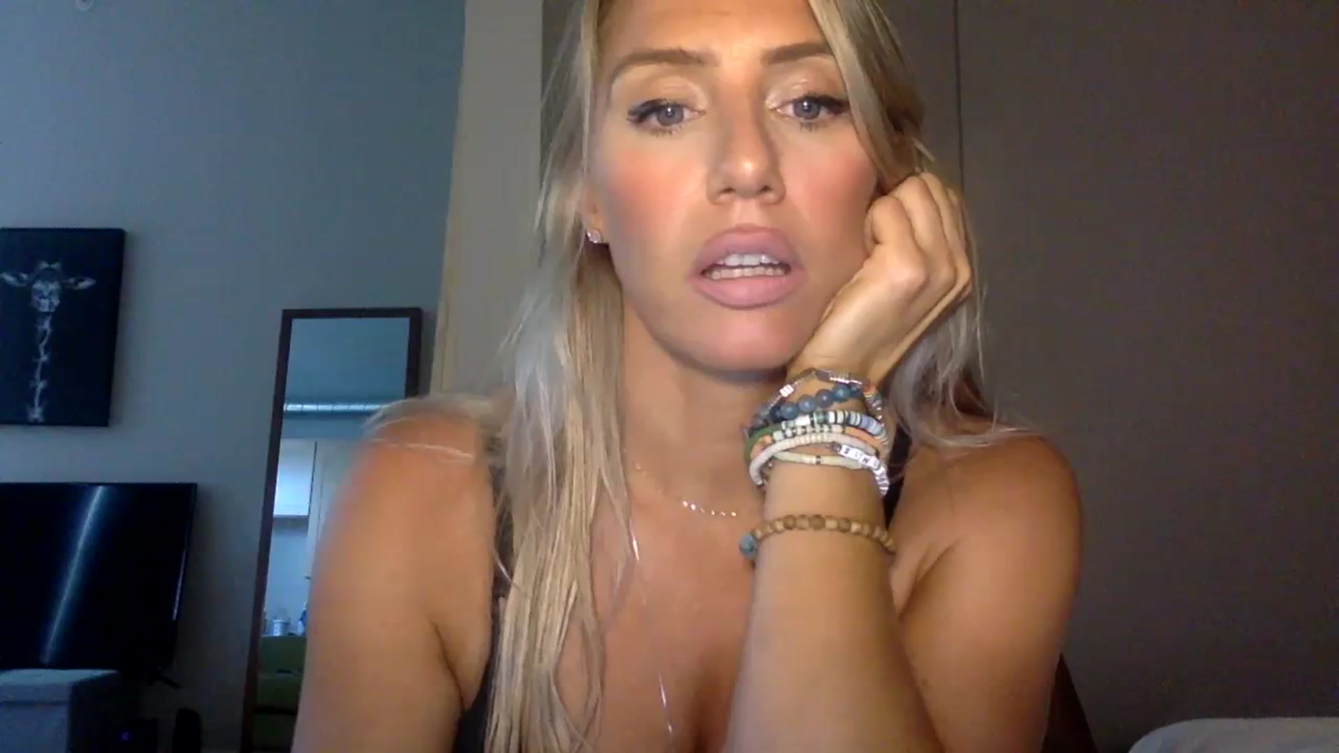 Gallery image thumbnail from Fitnessbaby69's myfreecams stream on, 09/23/2023, 18:08 image 5 of 20