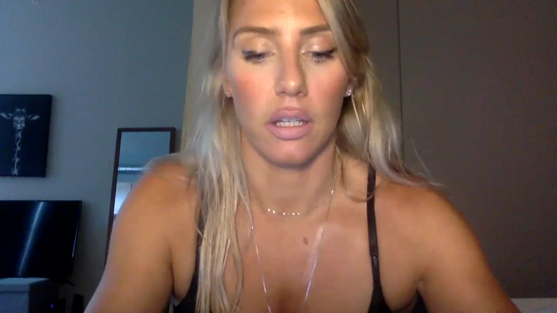 Gallery image thumbnail from Fitnessbaby69's myfreecams stream on, 09/23/2023, 18:08 image 4 of 20