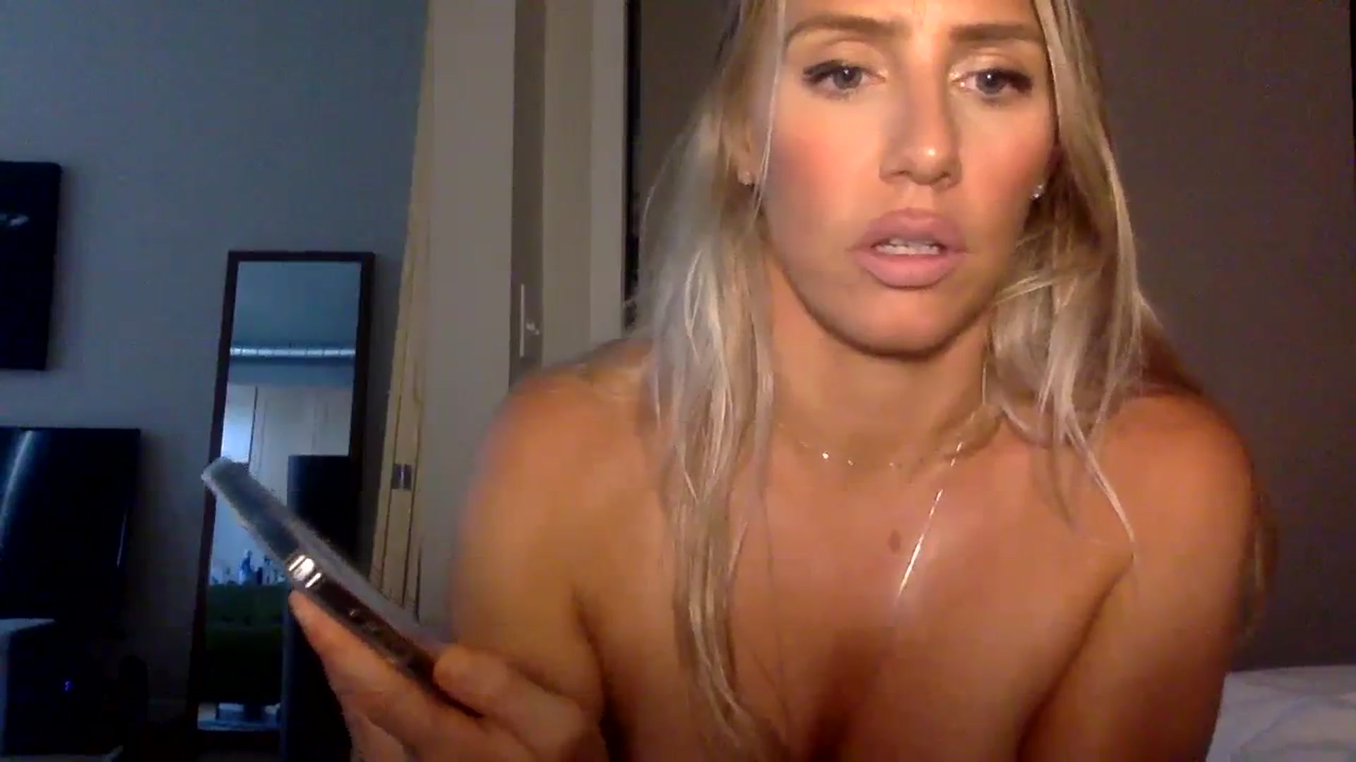 Gallery image thumbnail from Fitnessbaby69's myfreecams stream on, 09/23/2023, 18:29 image 13 of 20