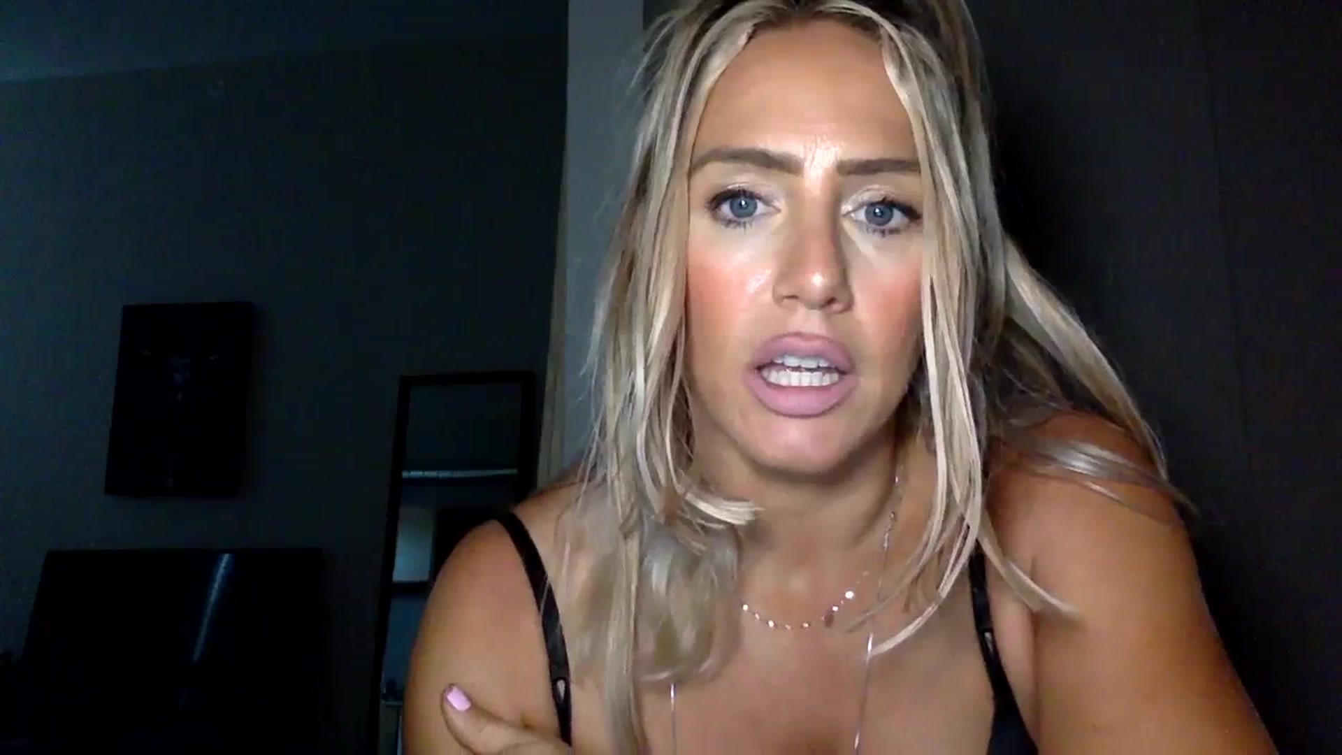Gallery image thumbnail from Fitnessbaby69's myfreecams stream on, 09/26/2023, 20:58 image 10 of 20