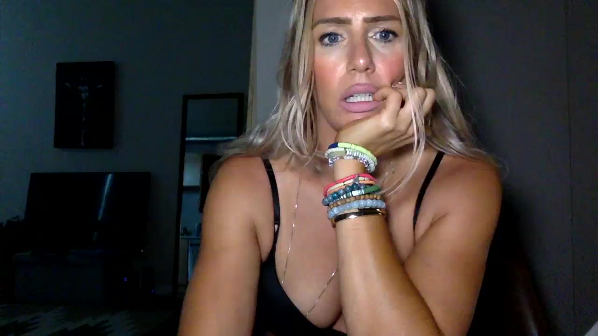 Gallery image thumbnail from Fitnessbaby69's myfreecams stream on, 09/26/2023, 20:58 image 1 of 20
