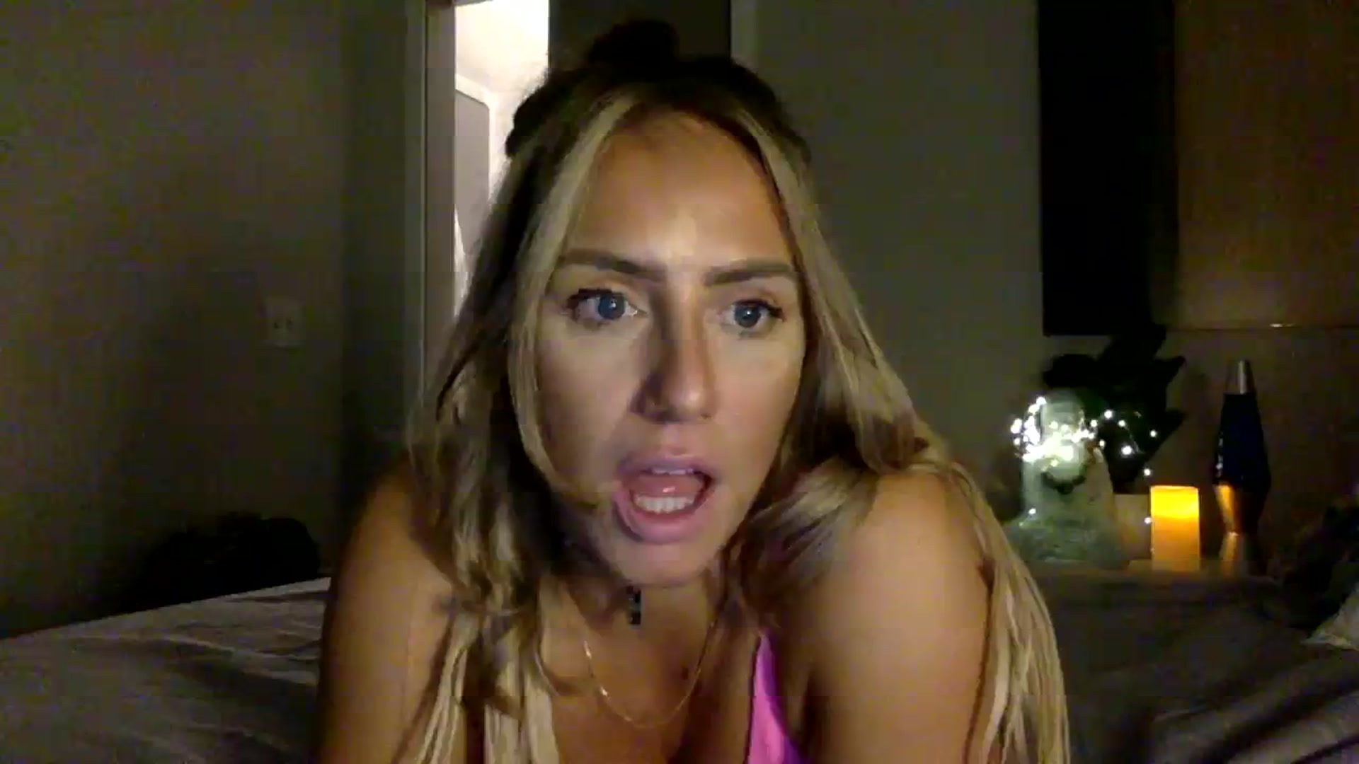 Gallery image thumbnail from Fitnessbaby69's myfreecams stream on, 11/20/2023, 12:23 image 18 of 20