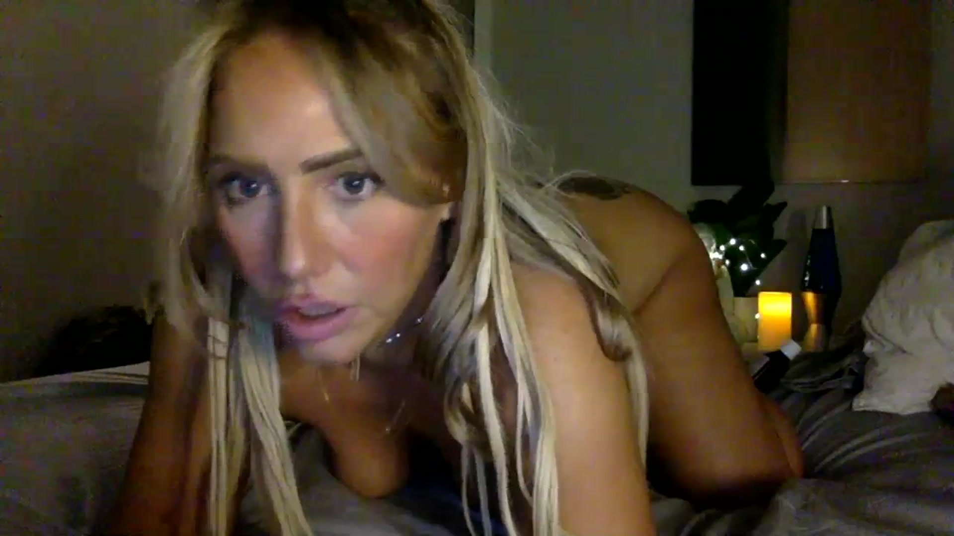 Gallery image thumbnail from Fitnessbaby69's myfreecams stream on, 11/20/2023, 13:04 image 18 of 20