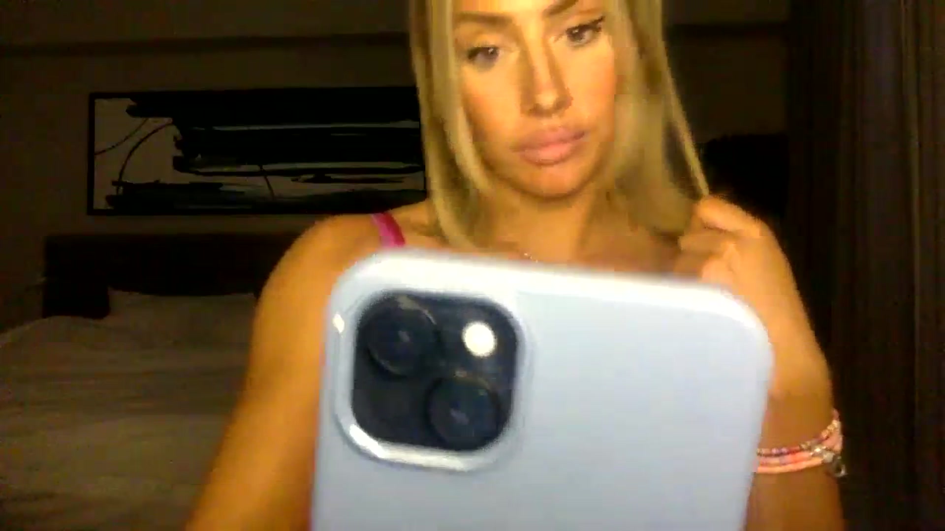 Gallery image thumbnail from Fitnessbaby69's myfreecams stream on, 03/02/2024, 13:03 image 16 of 20