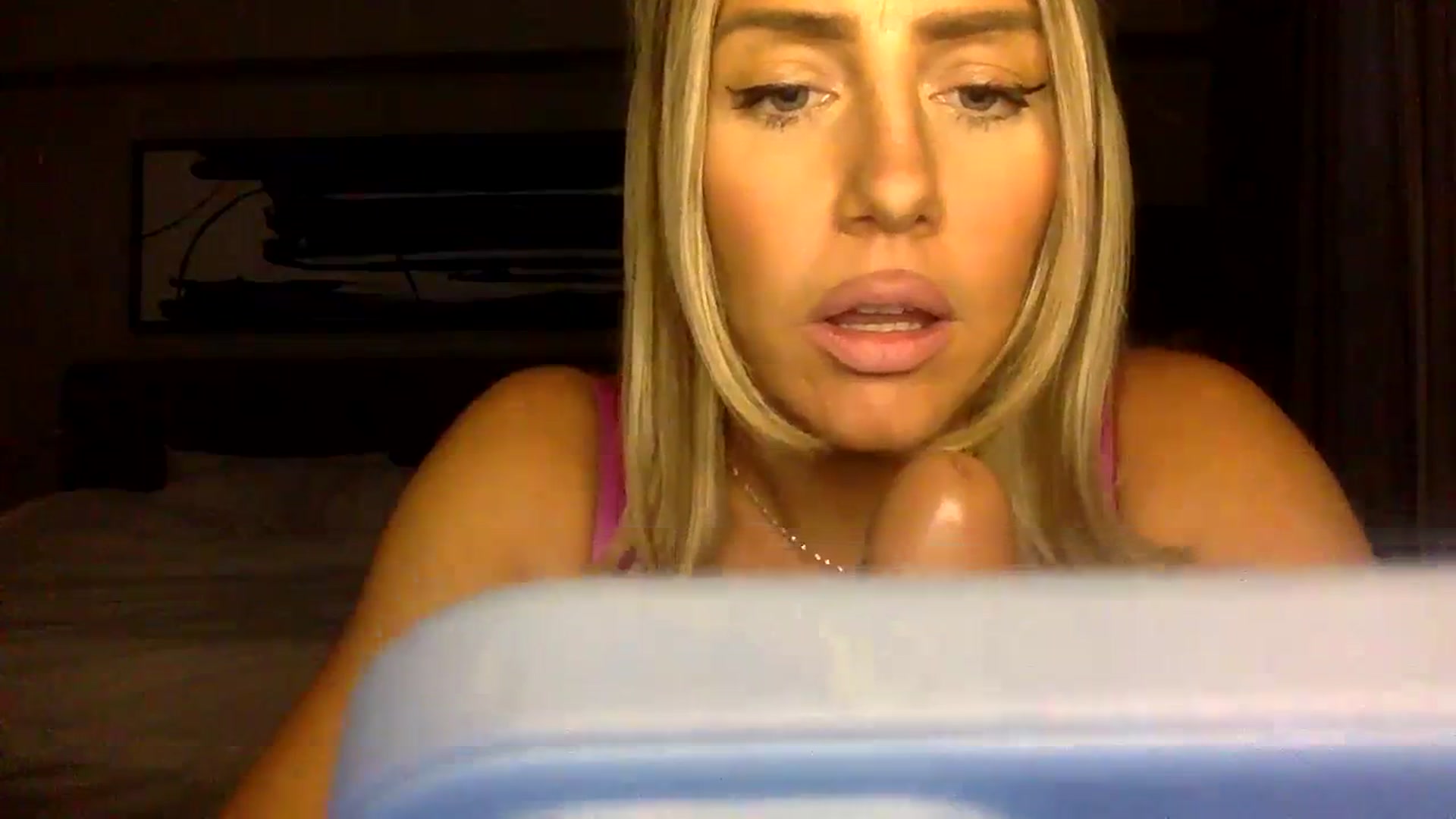 Gallery image thumbnail from Fitnessbaby69's myfreecams stream on, 03/02/2024, 13:03 image 4 of 20