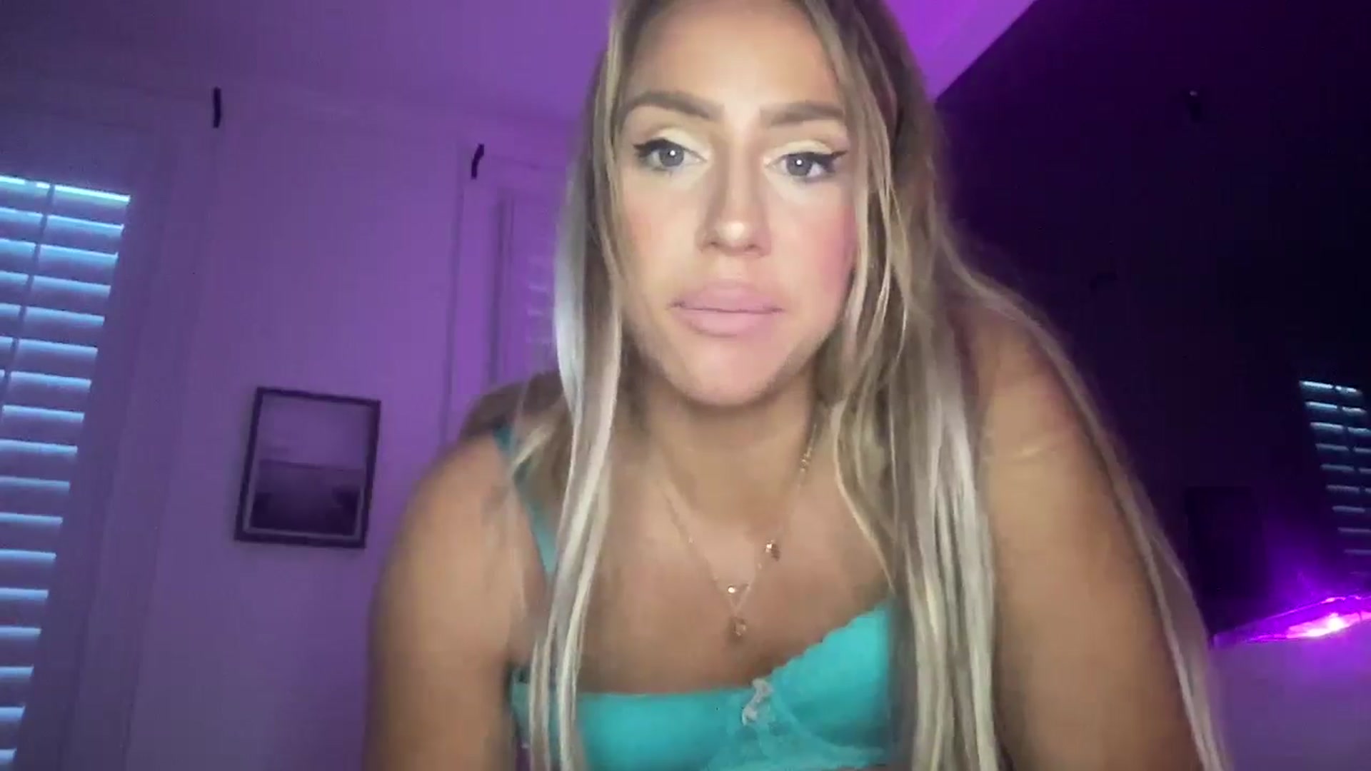 Gallery image thumbnail from Fitnessbaby69's myfreecams stream on, 11/25/2024, 11:57 image 10 of 20