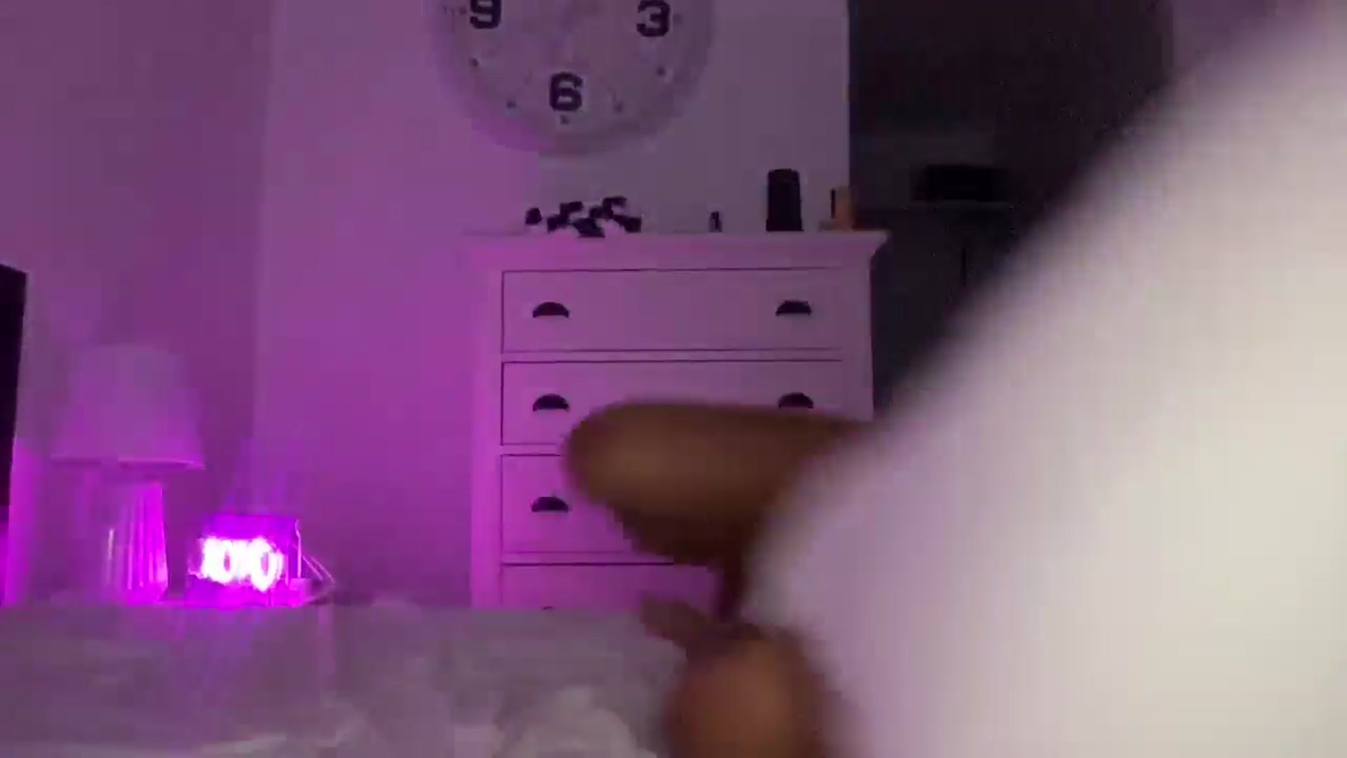 Gallery image thumbnail from Fitnessbaby69's myfreecams stream on, 11/28/2024, 12:33 image 18 of 20