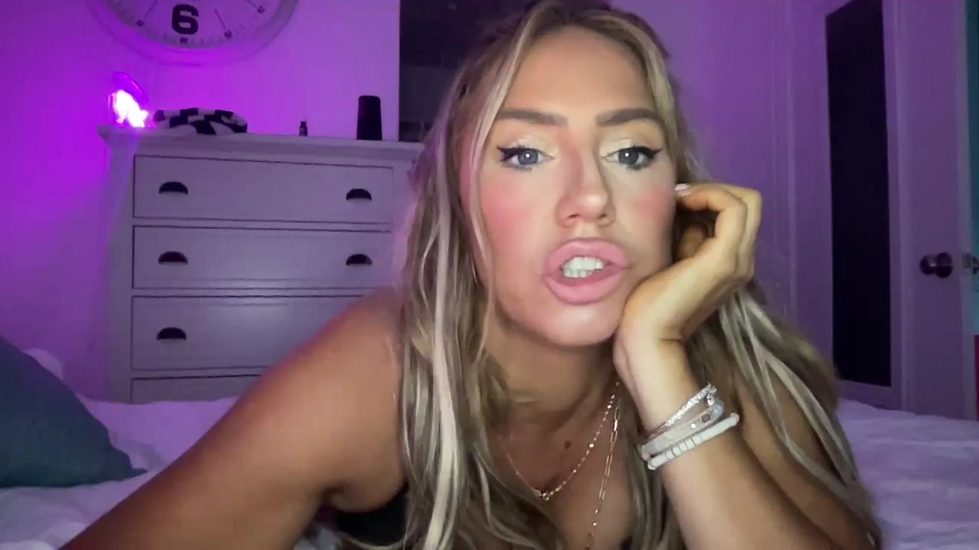 Gallery image thumbnail from Fitnessbaby69's myfreecams stream on, 11/29/2024, 12:19 image 5 of 20