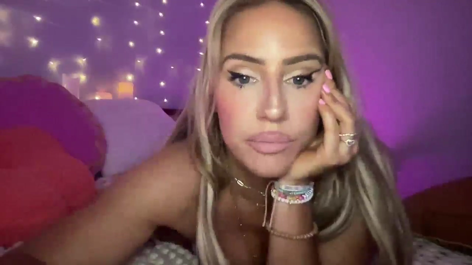 Gallery image thumbnail from Fitnessbaby69's myfreecams stream on, 01/11/2025, 08:34 image 20 of 20