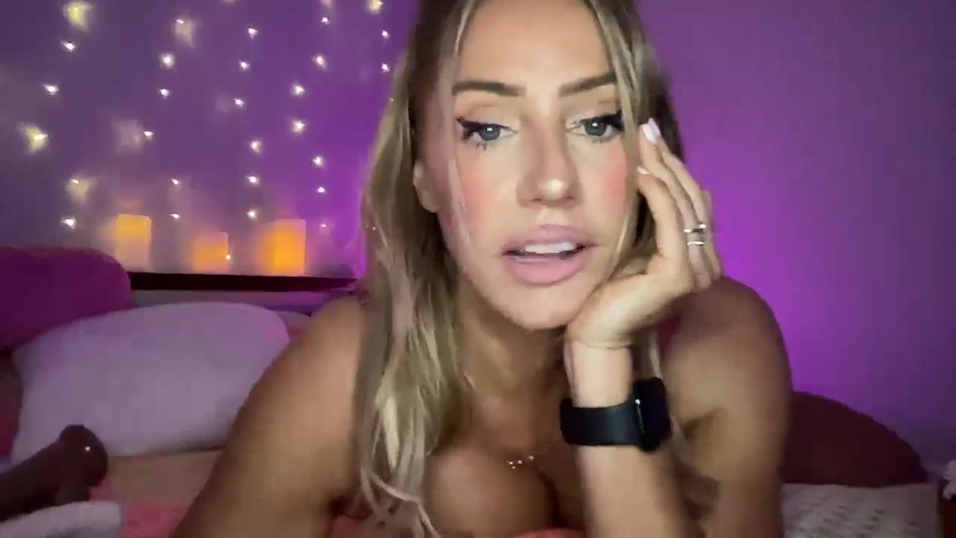 Gallery image thumbnail from Fitnessbaby69's myfreecams stream on, 01/29/2025, 12:07 image 15 of 20