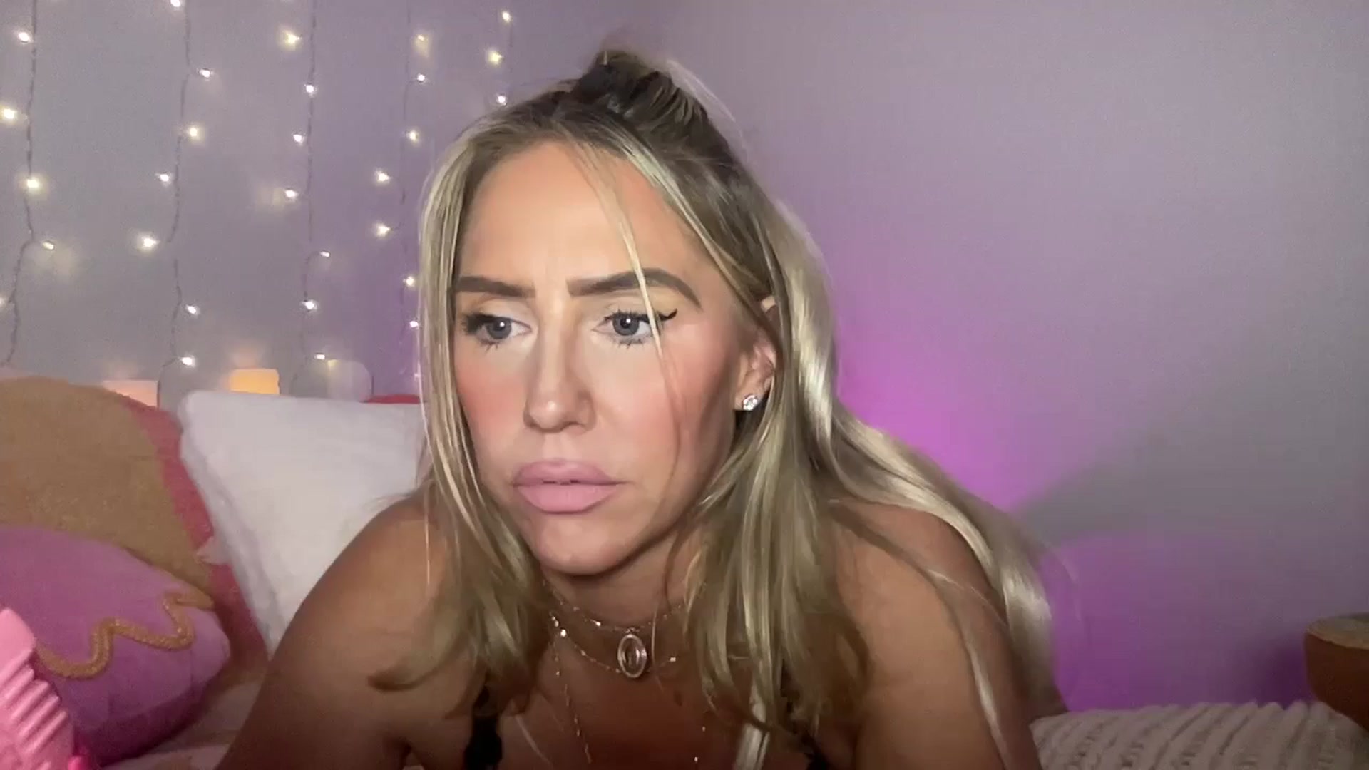 Gallery image thumbnail from Fitnessbaby69's myfreecams stream on, 02/06/2025, 10:48 image 2 of 20