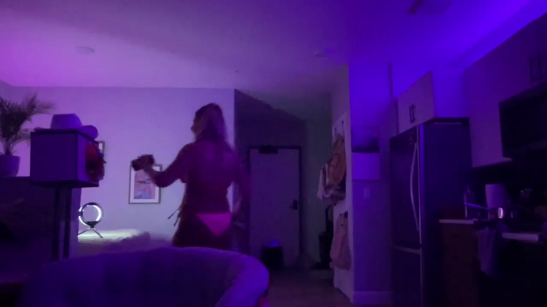 Gallery image thumbnail from Fitnessbaby69's myfreecams stream on, 02/28/2025, 09:18 image 18 of 20