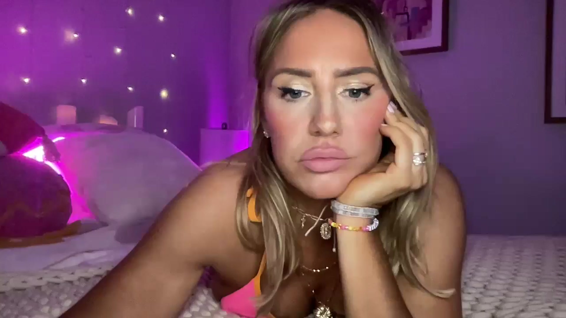 Gallery image thumbnail from Fitnessbaby69's myfreecams stream on, 02/28/2025, 10:02 image 9 of 20