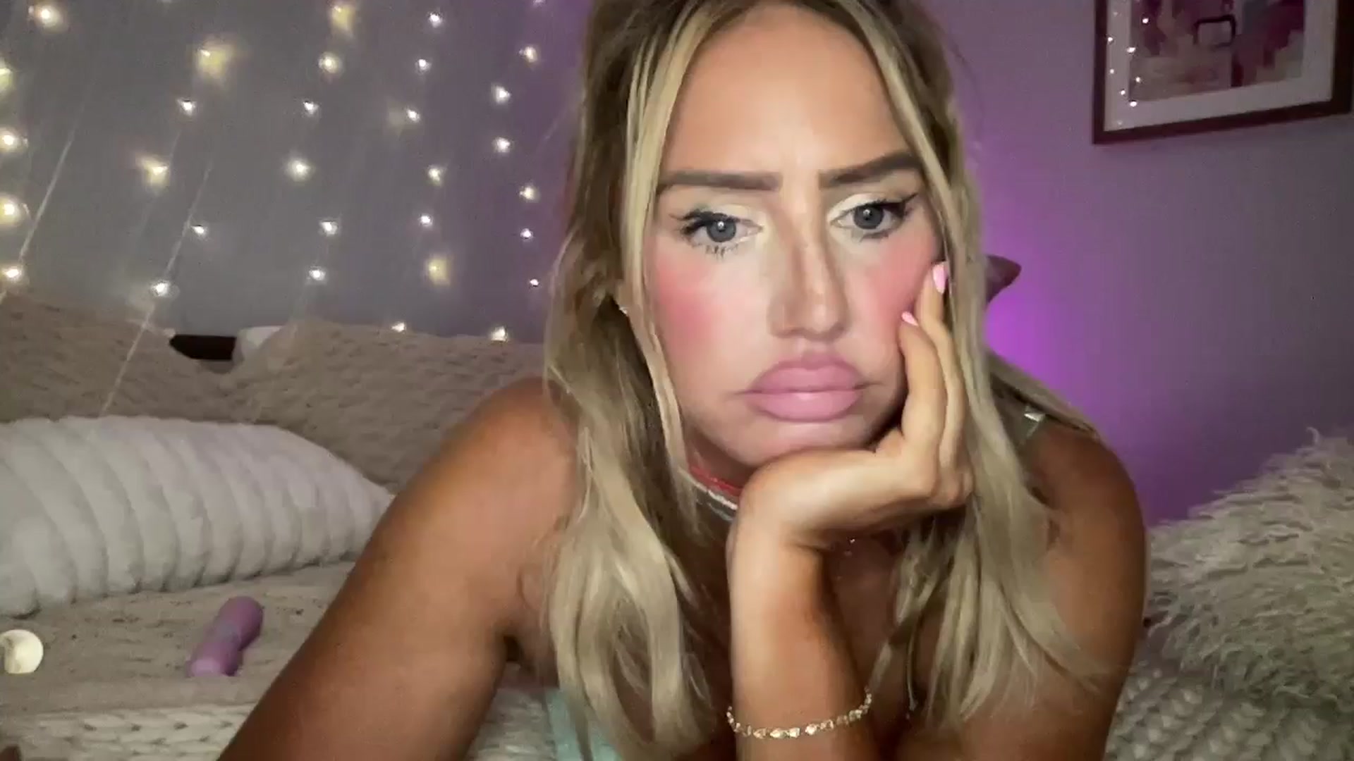 Gallery image thumbnail from Fitnessbaby69's myfreecams stream on, 07/04/2025, 12:34 image 1 of 20